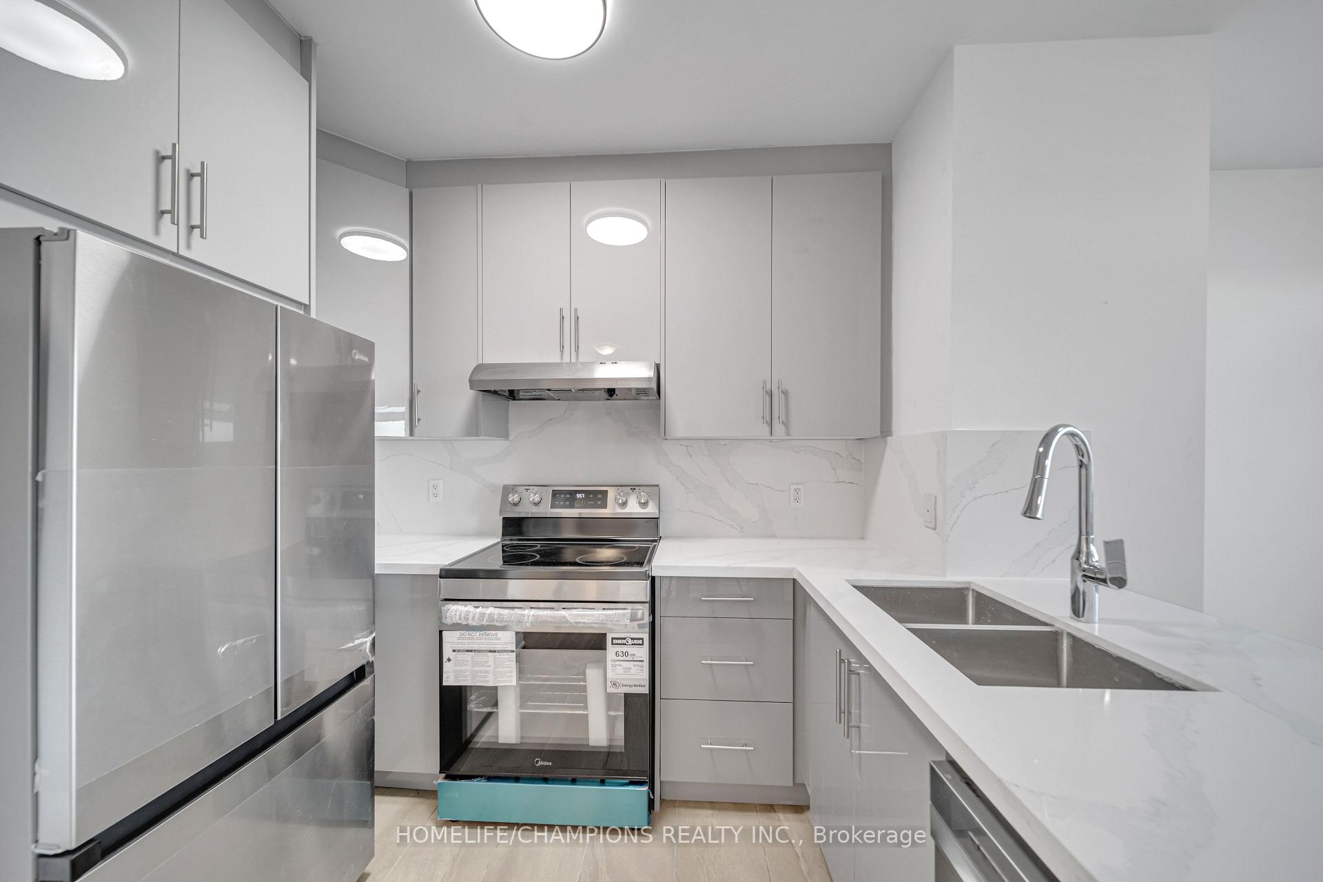Photo 8 of Unit 320, 7325 Markham Road, Markham, Cedarwood — HOMEH