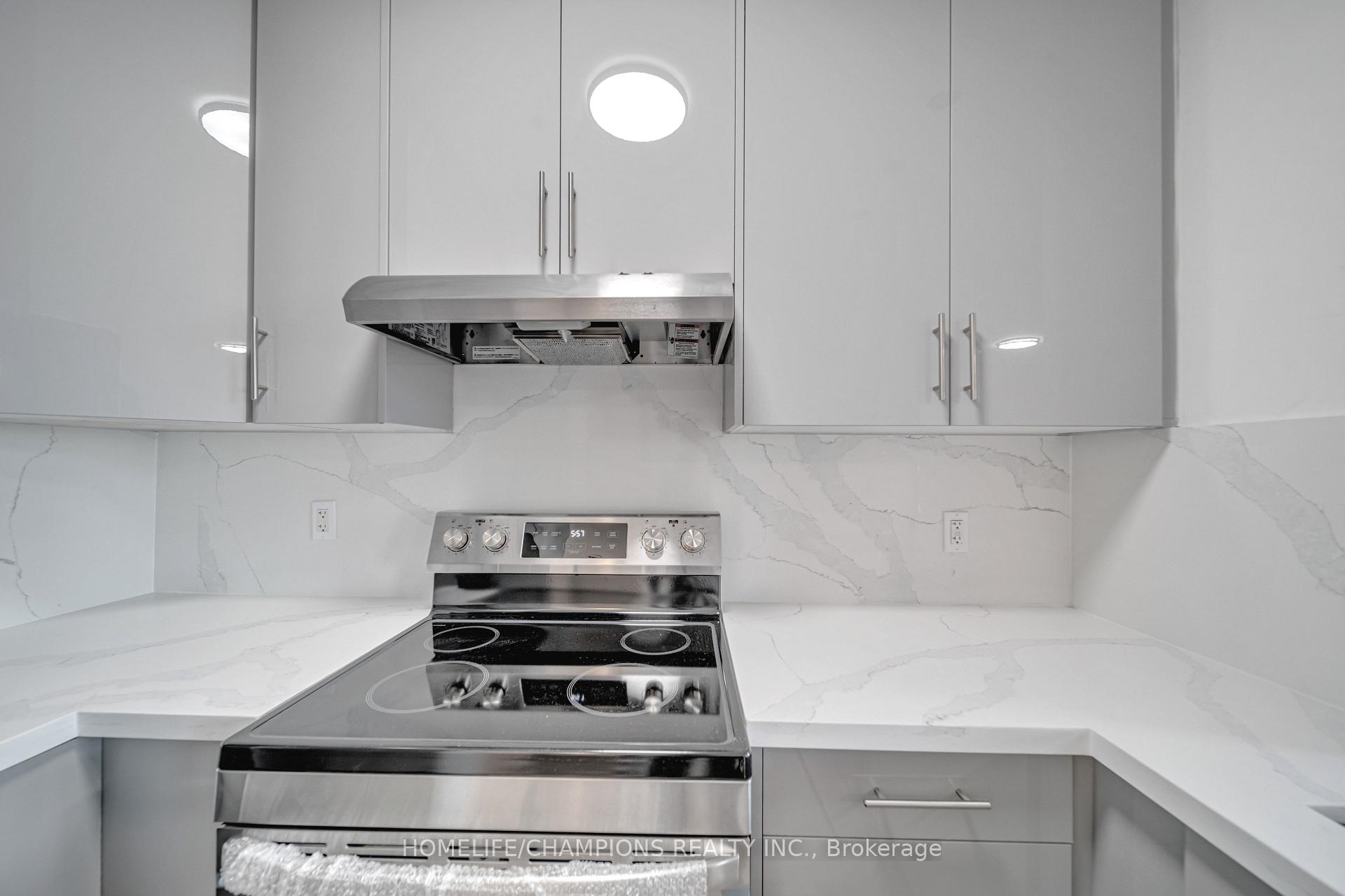Photo 9 of Unit 320, 7325 Markham Road, Markham, Cedarwood — HOMEH