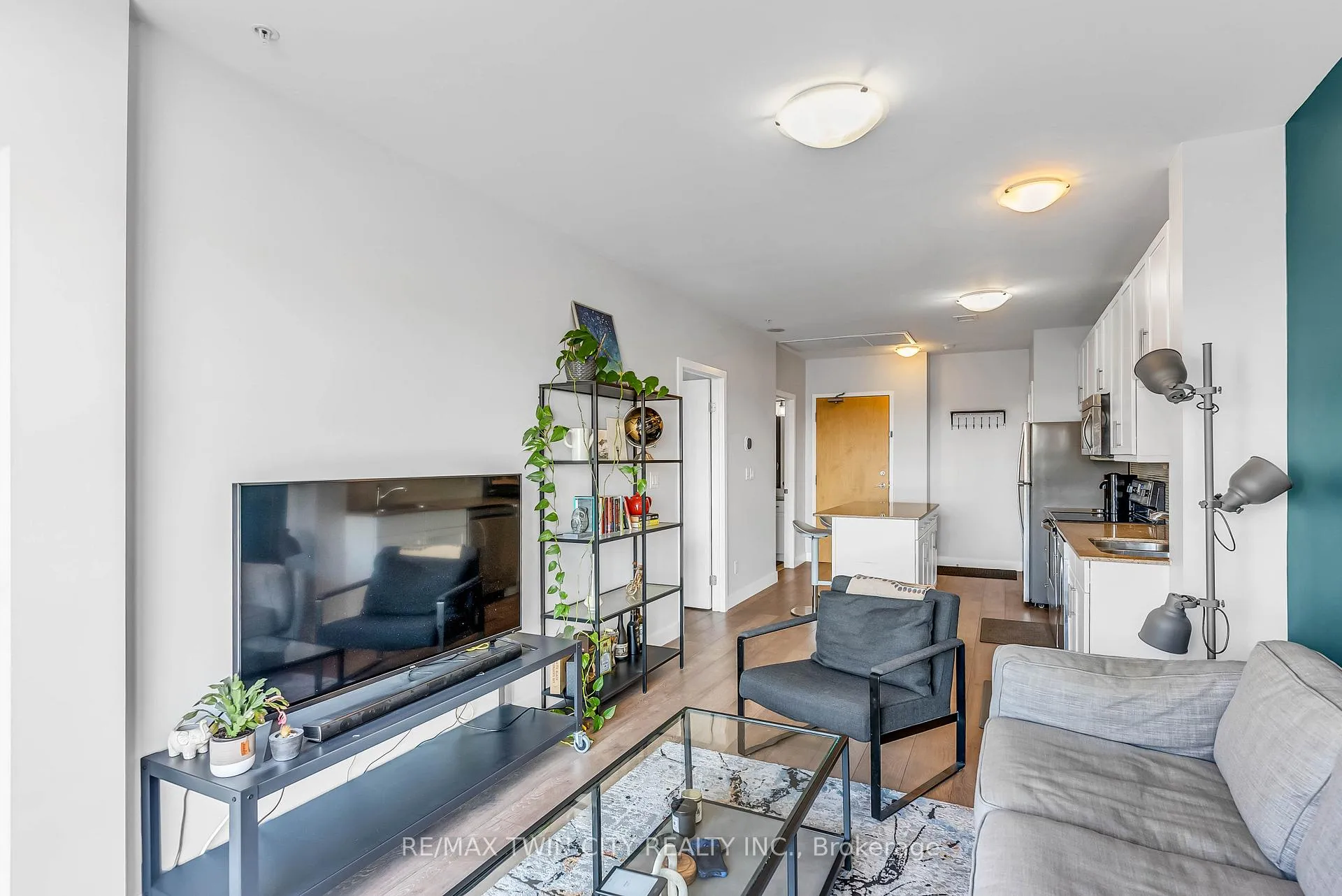 Photo 12 of Unit 806, 1 Victoria Street, Kitchener, City Commercial Core — HOMEH