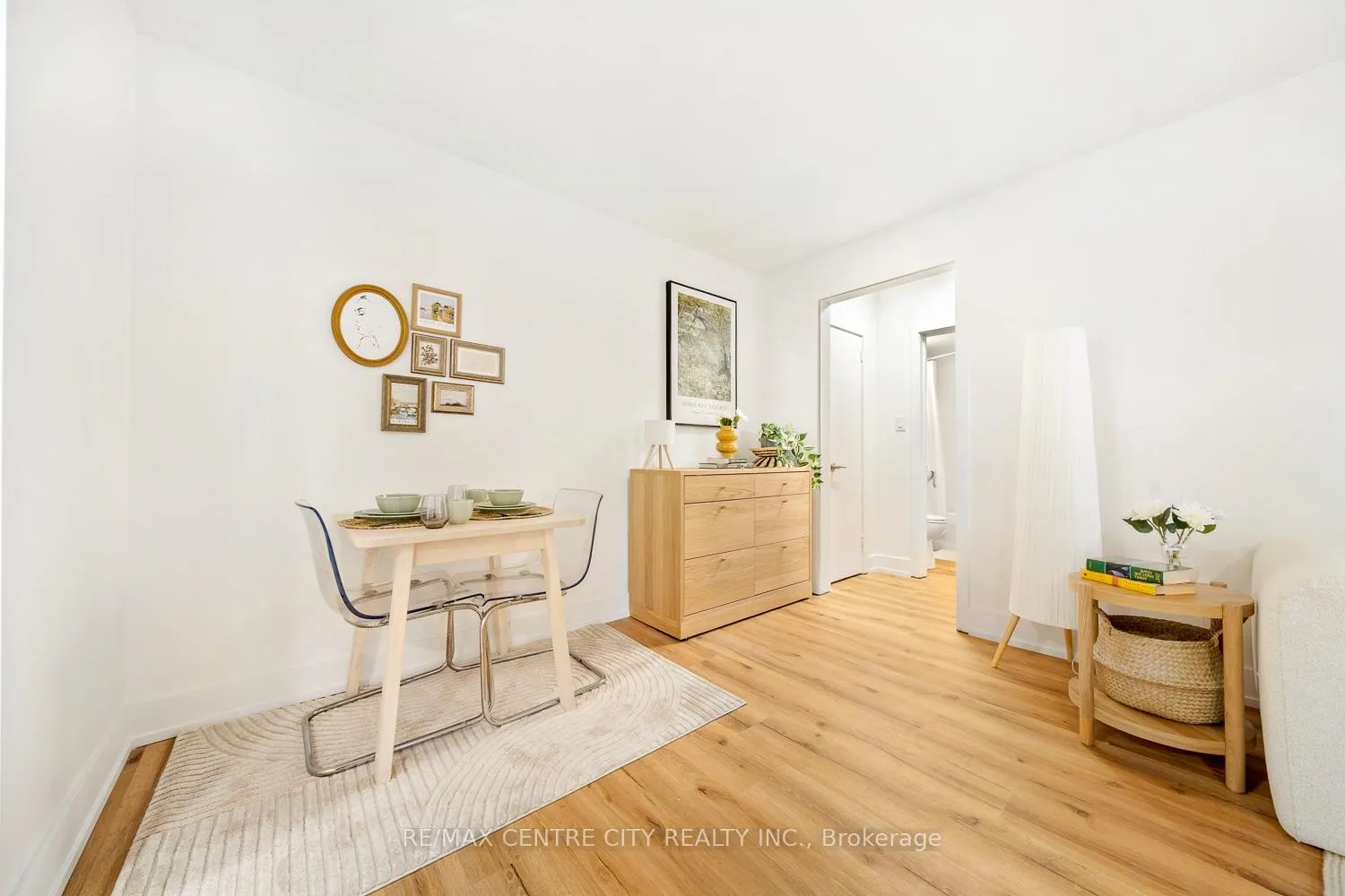 Photo 22 of Unit 5, 232 Elm Street, St. Thomas — HOMEH