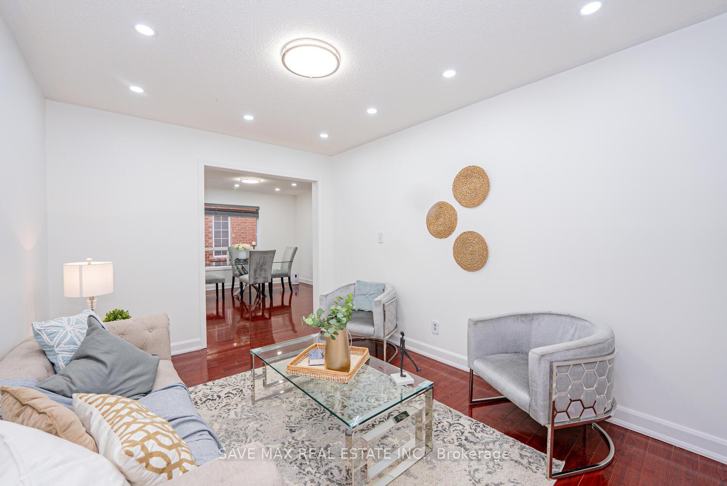 Photo 9 of 3 Gander Crescent, Brampton, Vales of Castlemore — HOMEH