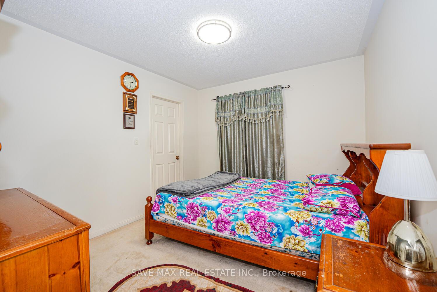 Photo 32 of 3 Gander Crescent, Brampton, Vales of Castlemore — HOMEH