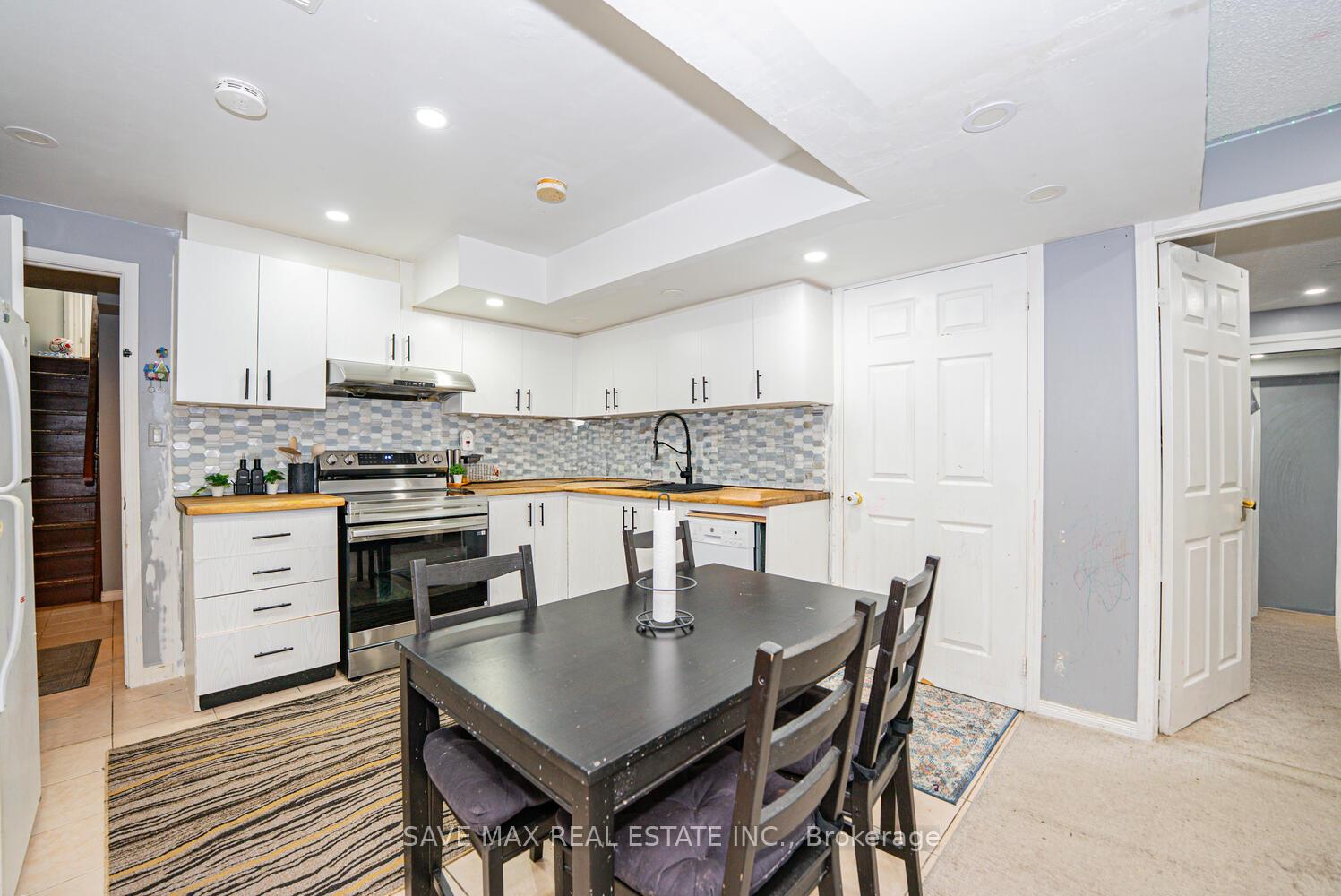 Photo 38 of 3 Gander Crescent, Brampton, Vales of Castlemore — HOMEH