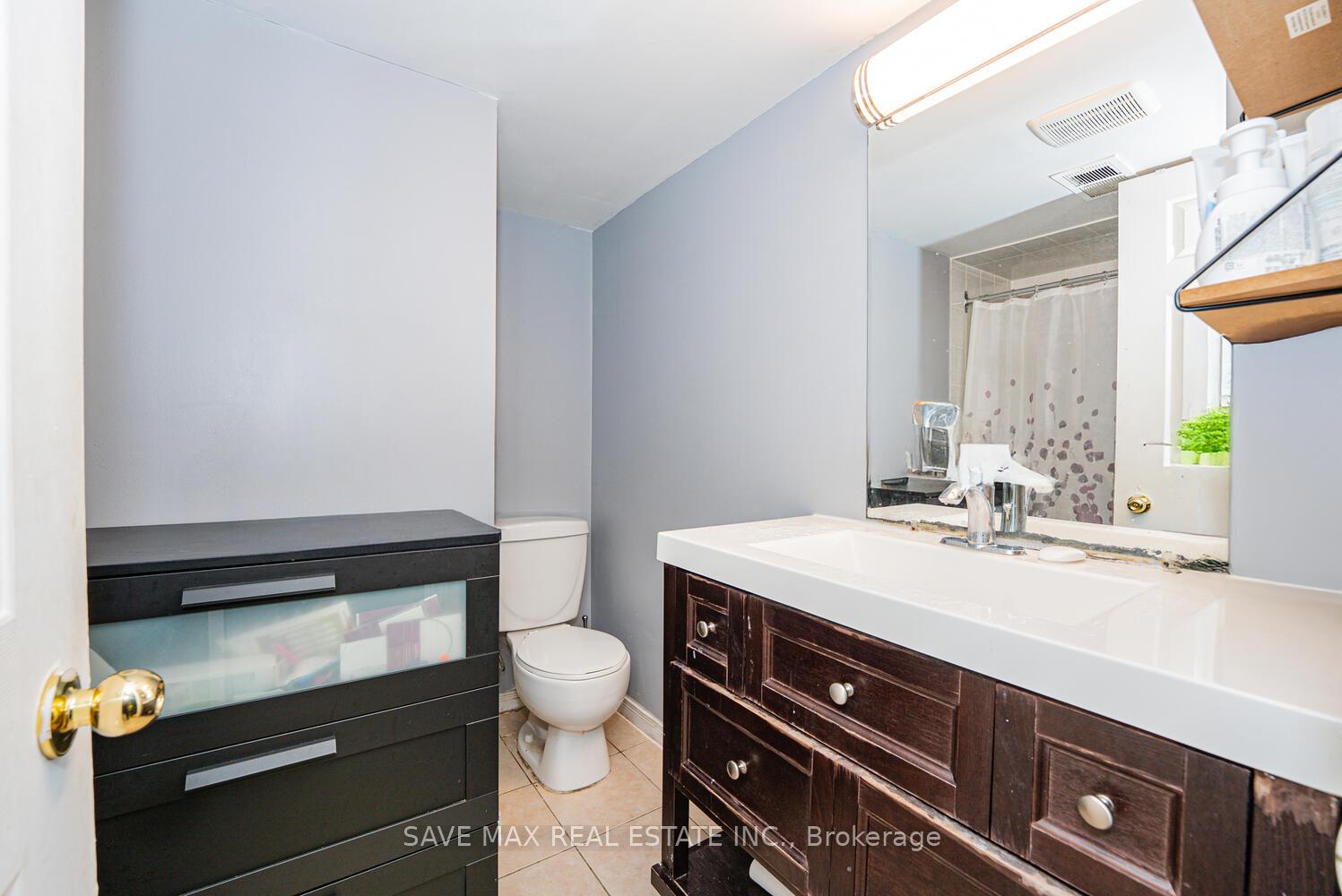 Photo 42 of 3 Gander Crescent, Brampton, Vales of Castlemore — HOMEH