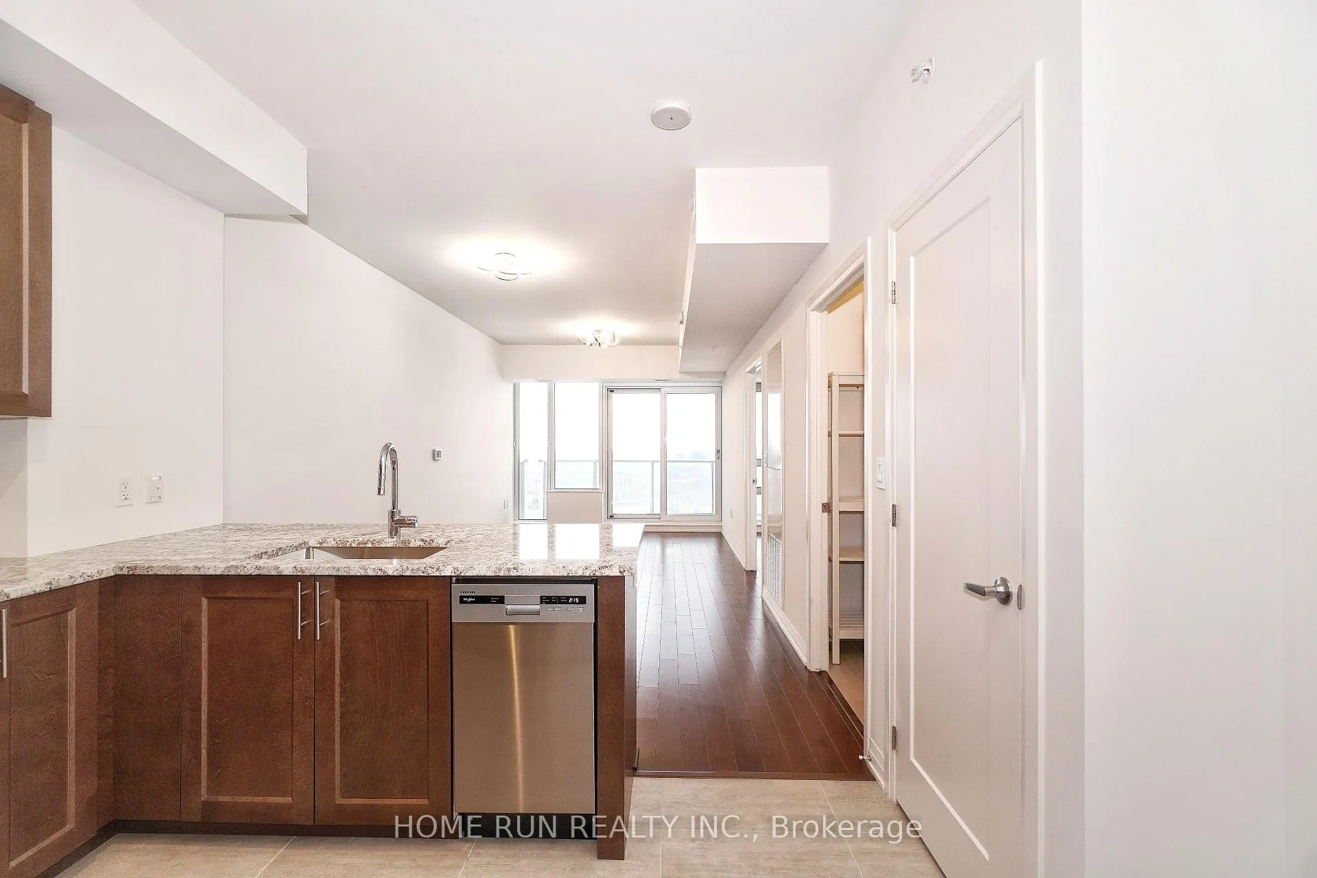 Photo 5 of Unit 3205, 805 Carling Avenue, Ottawa, West Centre Town — HOMEH