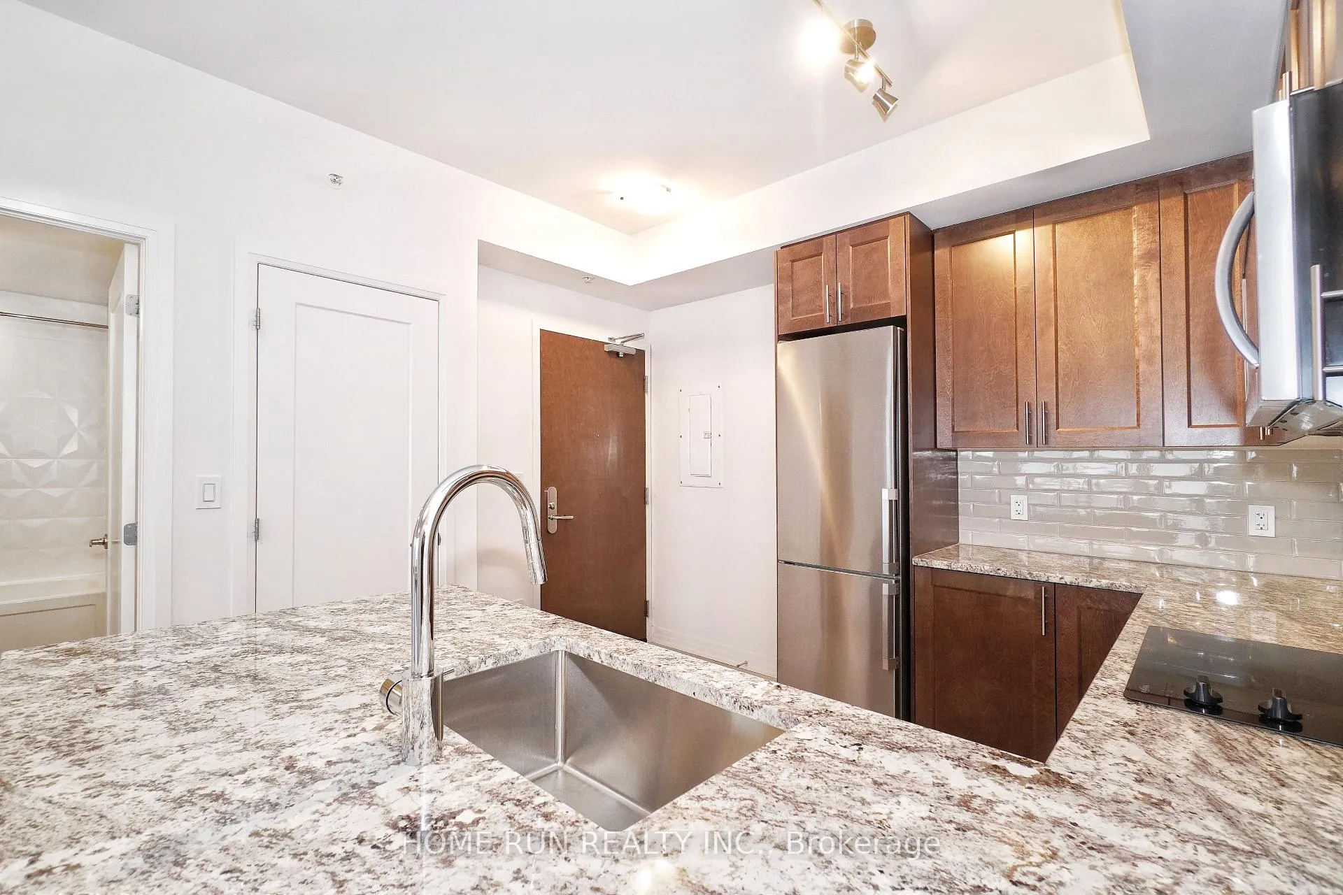 Photo 11 of Unit 3205, 805 Carling Avenue, Ottawa, West Centre Town — HOMEH