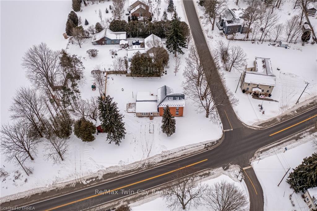 Photo 41 of 32 Princess Street, Brant, South Dumfries — HOMEH