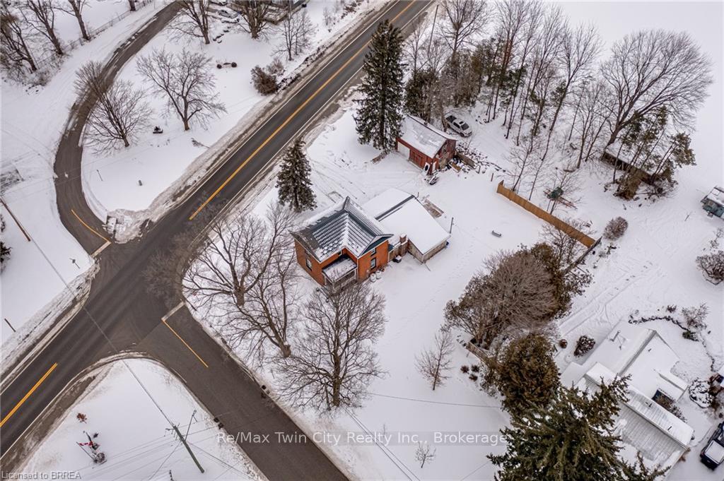 Photo 42 of 32 Princess Street, Brant, South Dumfries — HOMEH