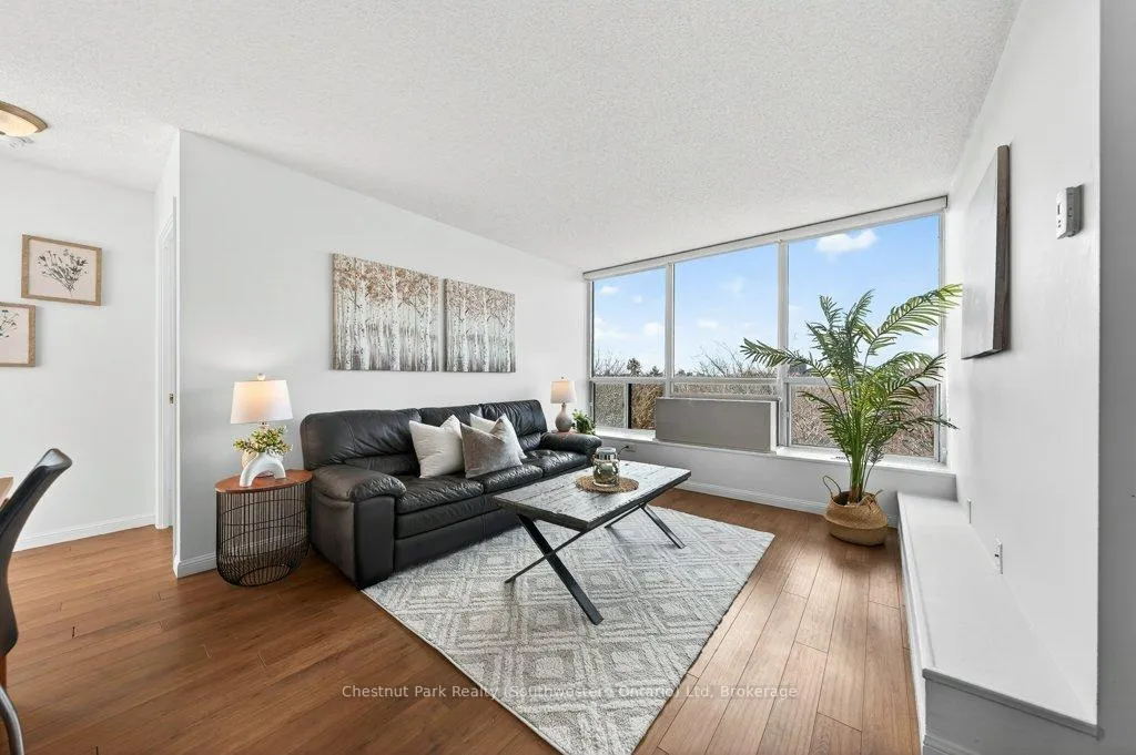 Front of Unit 501, 107 Bagot Street