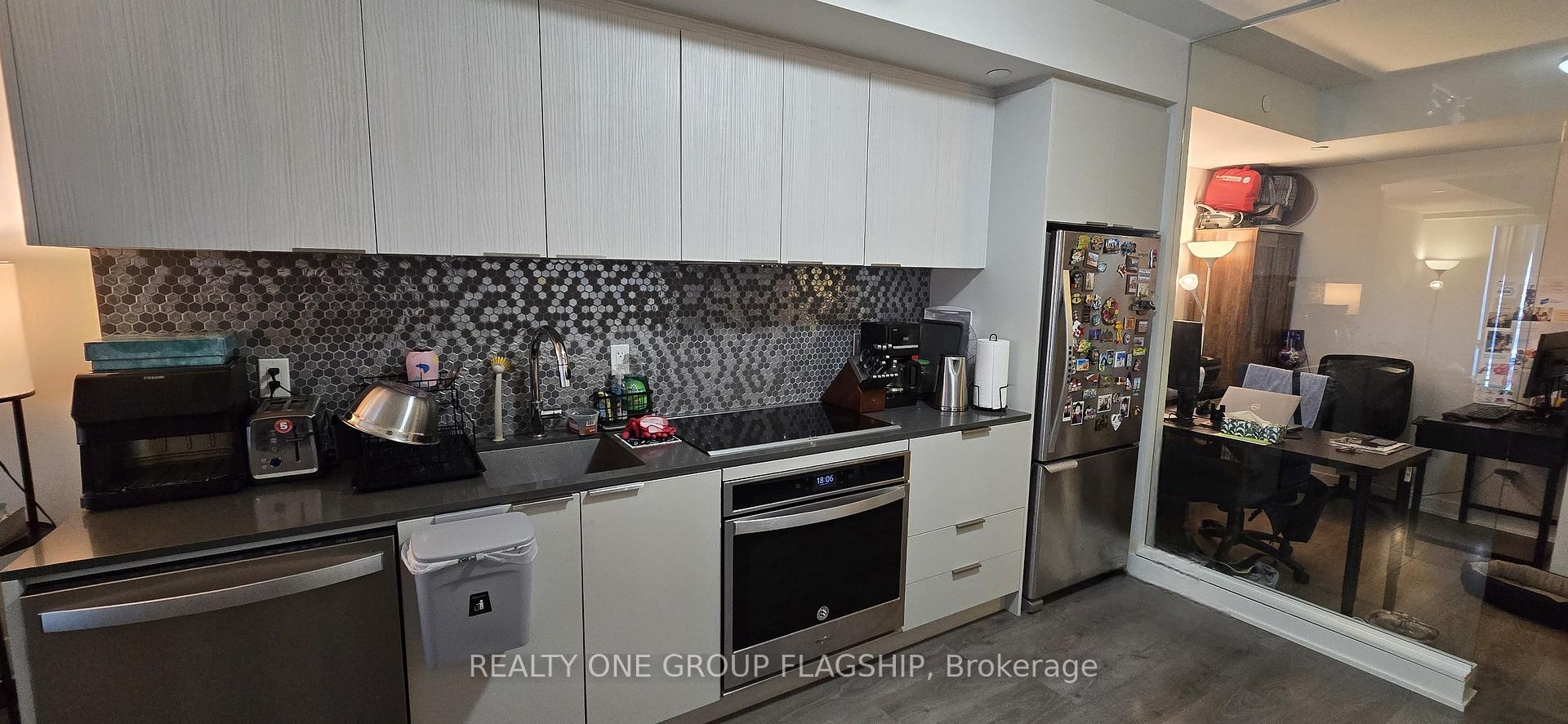 Photo 5 of Unit 1605, 2 Sonic Way, Toronto, Flemingdon Park — HOMEH