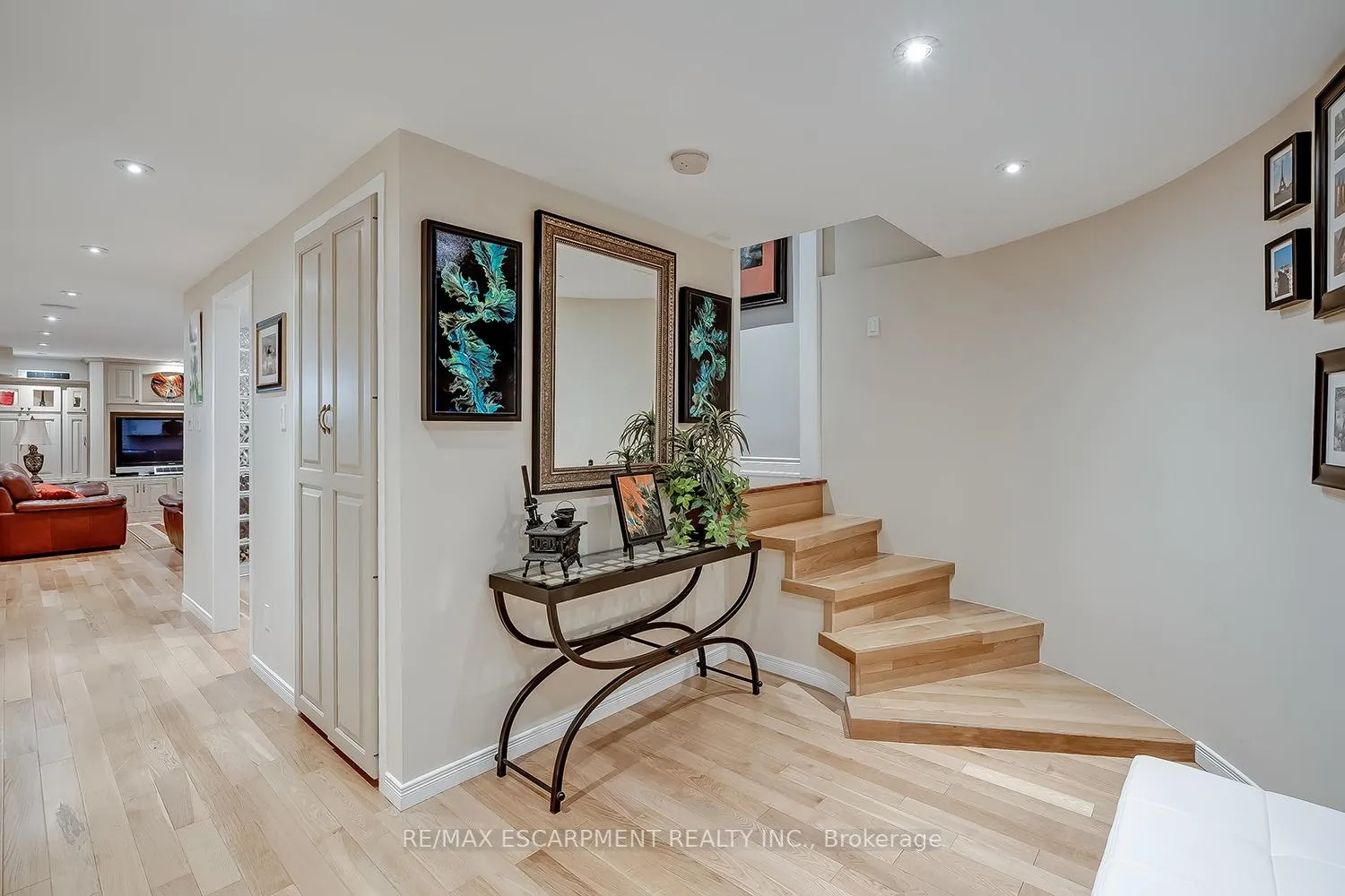 Photo 31 of 4304 Taywood Drive, Burlington, Rose — HOMEH