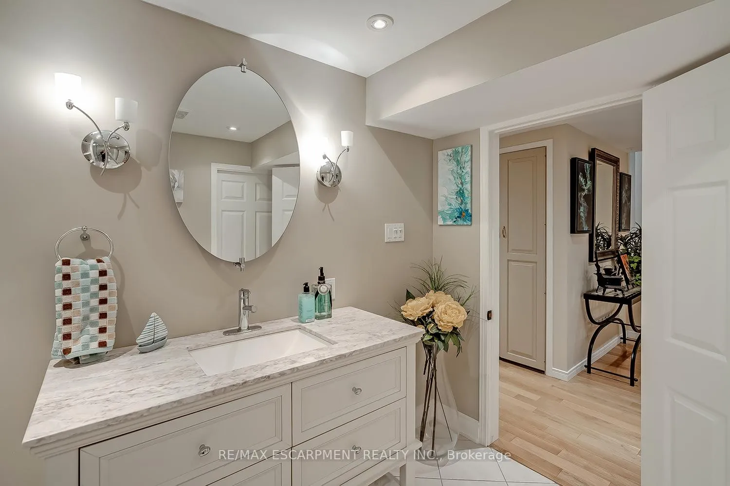 Photo 32 of 4304 Taywood Drive, Burlington, Rose — HOMEH