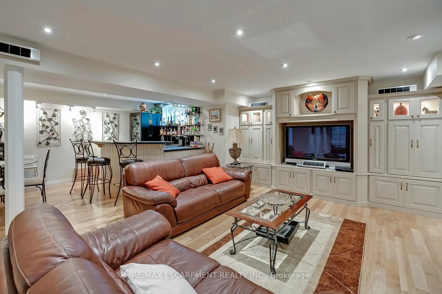 Photo 38 of 4304 Taywood Drive, Burlington, Rose — HOMEH