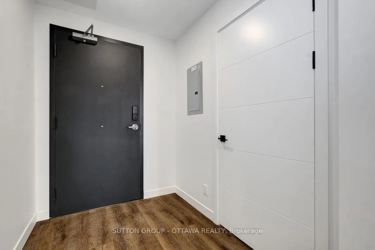 Photo 9 of Unit 406, 399 Winston Avenue, Ottawa, Westboro West — HOMEH