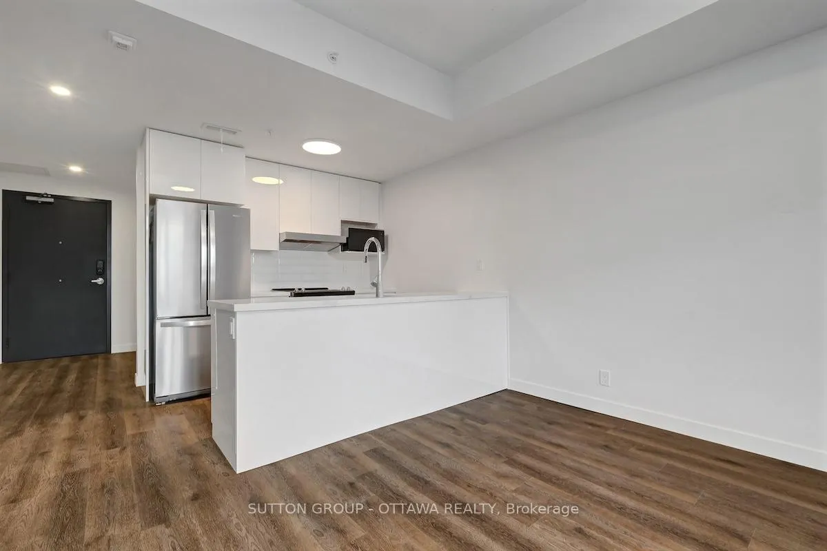 Photo 19 of Unit 406, 399 Winston Avenue, Ottawa, Westboro West — HOMEH