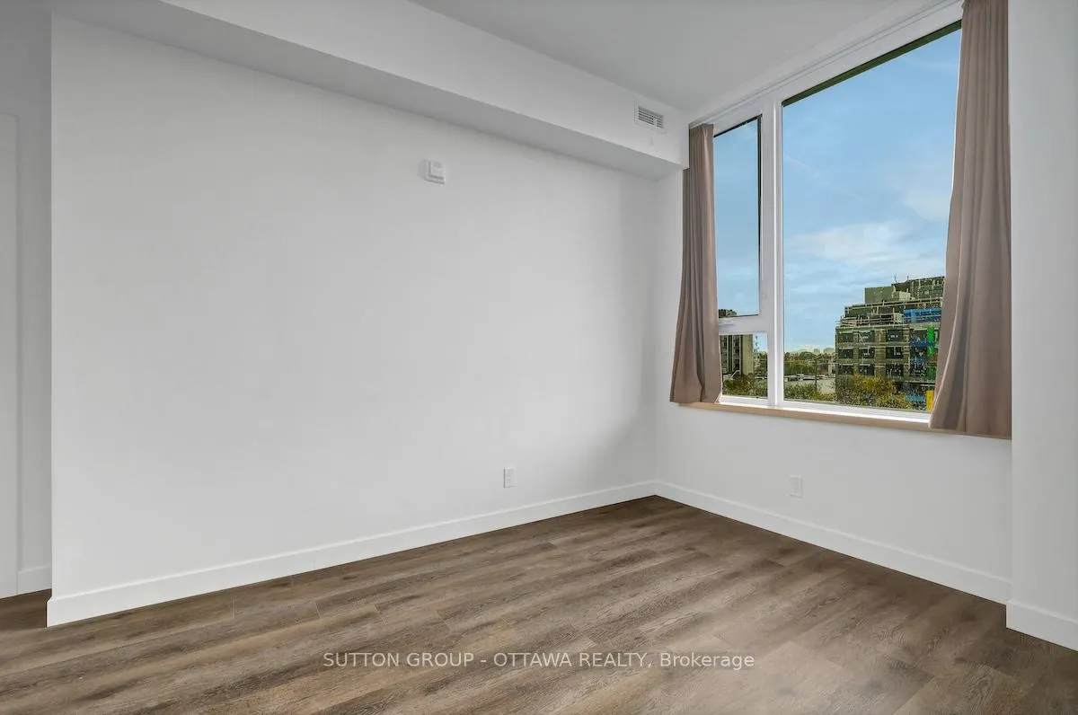 Photo 33 of Unit 406, 399 Winston Avenue, Ottawa, Westboro West — HOMEH