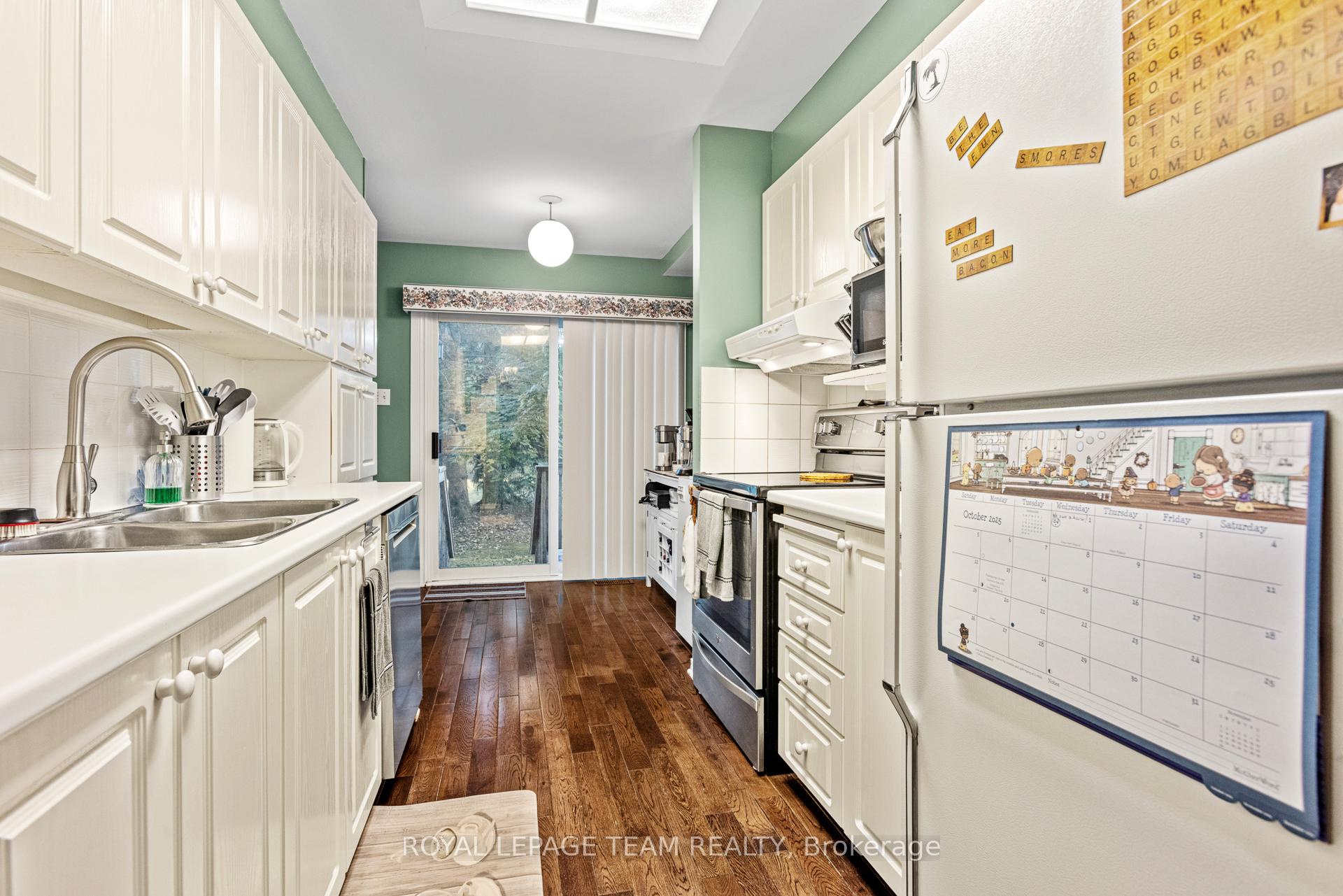 Photo 13 of 109 Stonebriar Drive, Ottawa, Centrepointe — HOMEH