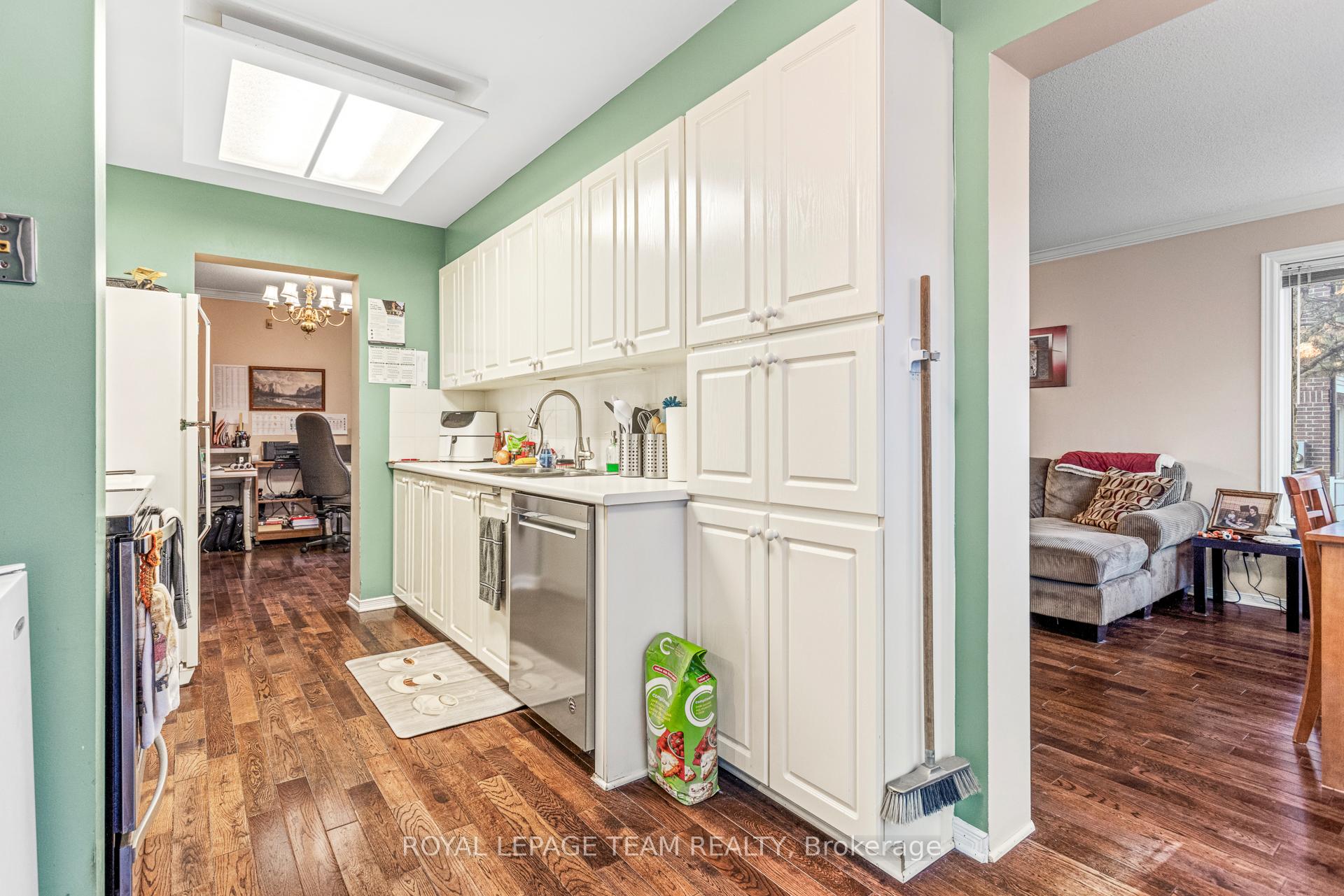 Photo 31 of 109 Stonebriar Drive, Ottawa, Centrepointe — HOMEH