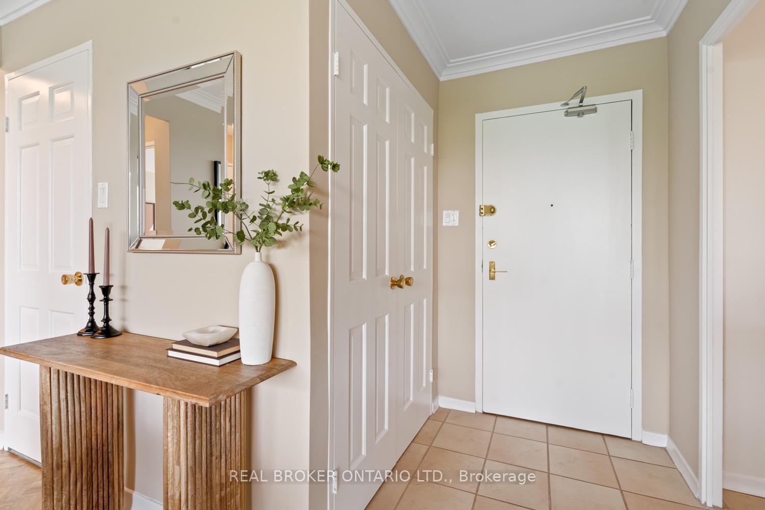 Photo 13 of Unit 605, 3555 Bathurst Street, Toronto, Bedford Park-Nortown — HOMEH