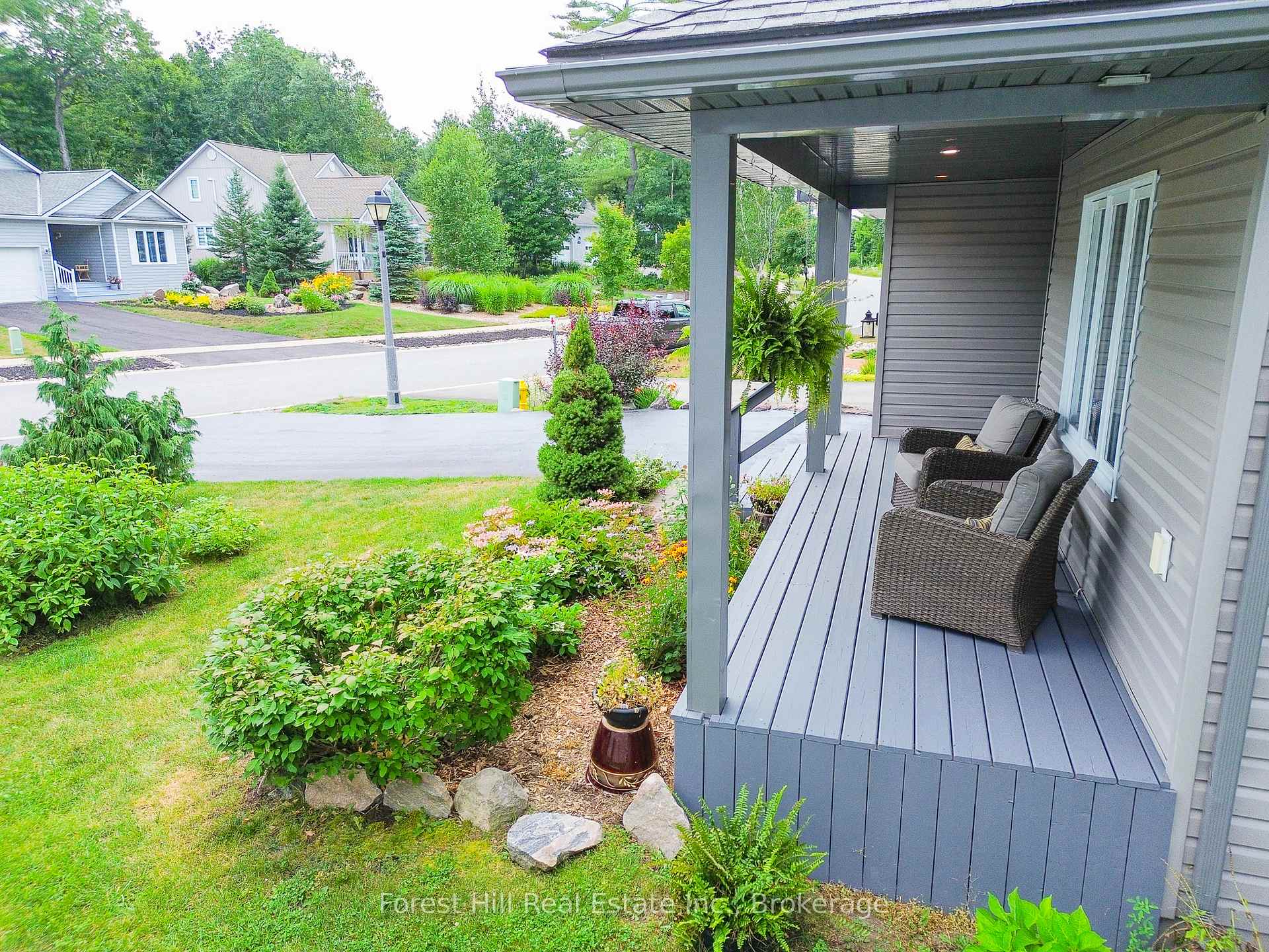 Photo 2 of 144 Pineridge Gate Pineridge Gate, Gravenhurst, Muskoka (S) — HOMEH