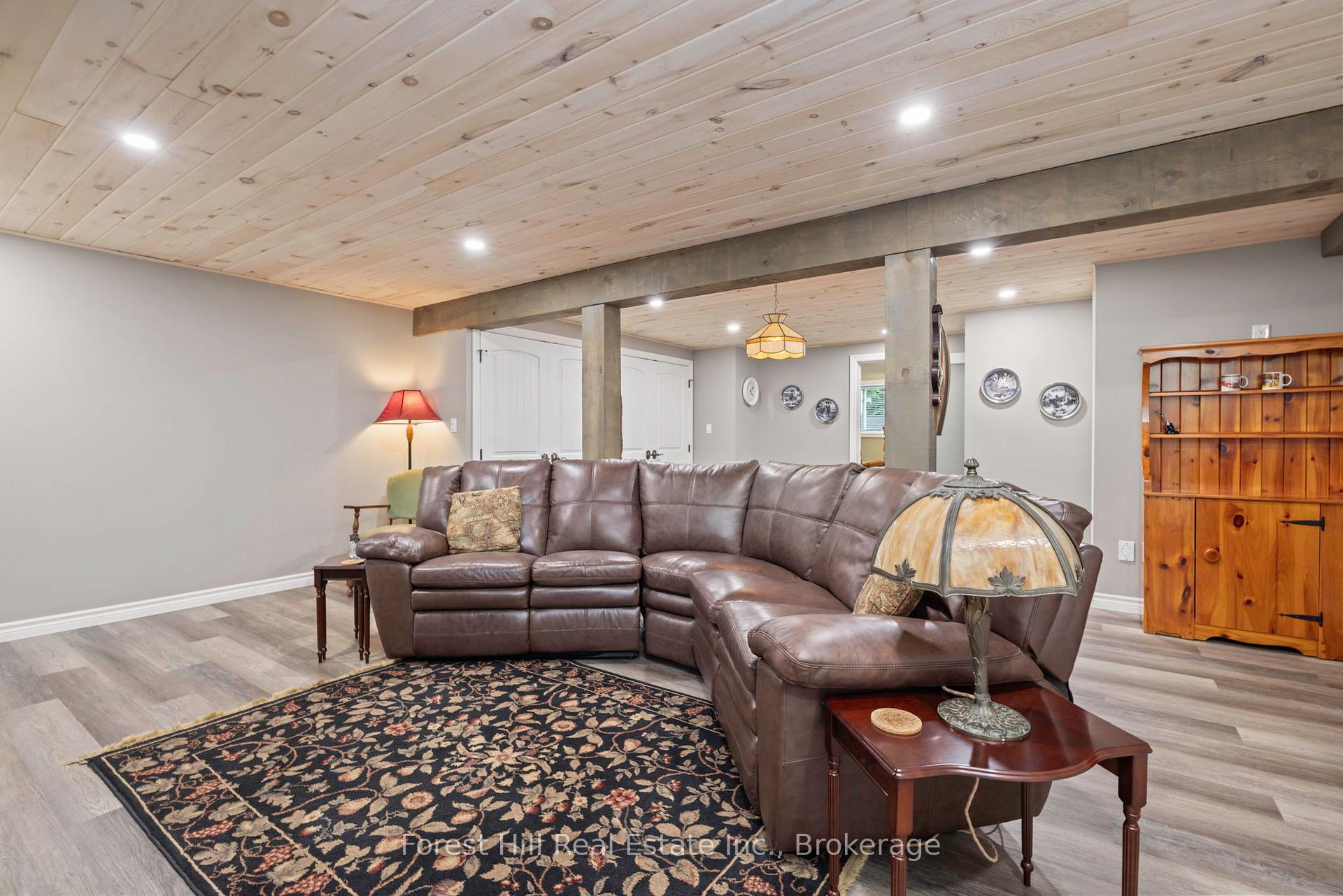 Photo 19 of 144 Pineridge Gate Pineridge Gate, Gravenhurst, Muskoka (S) — HOMEH