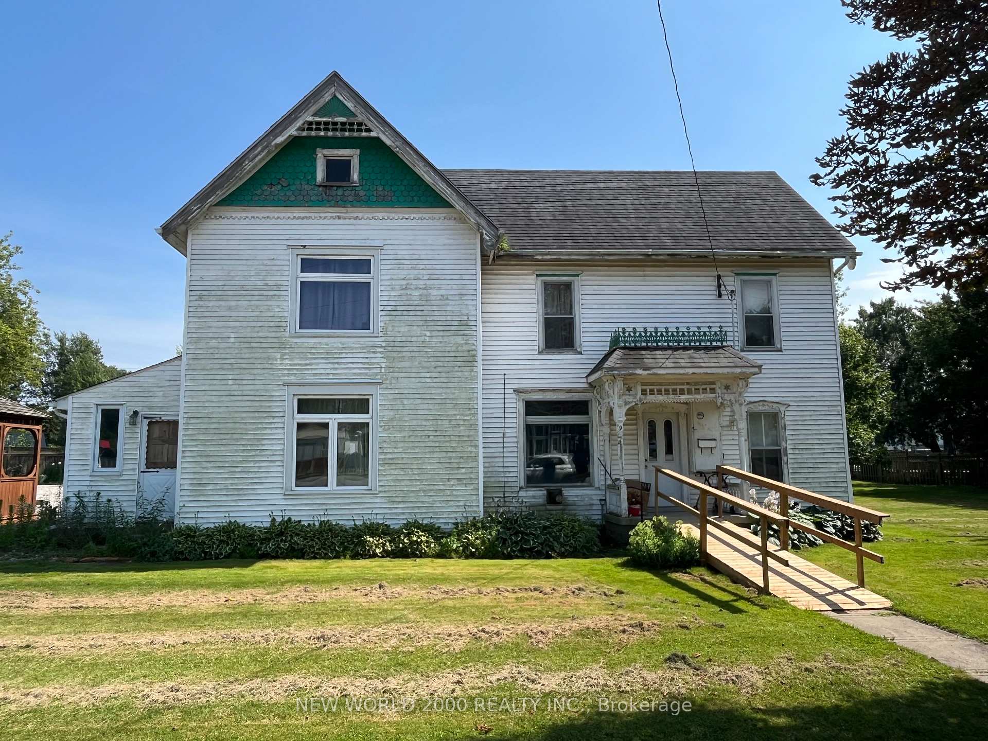 Photo 1 of 9 William Street, Chatham-Kent, Merlin — HOMEH