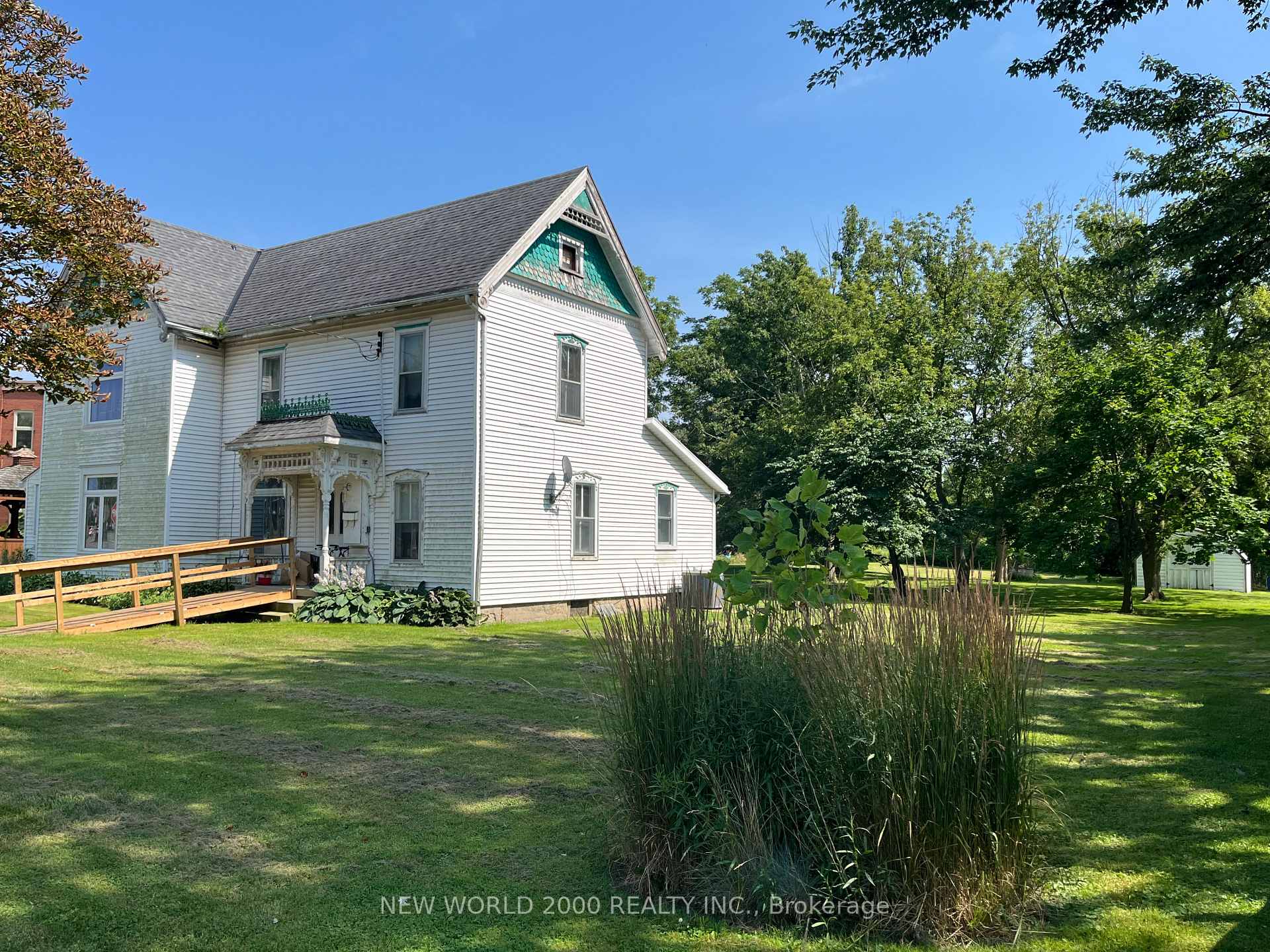 Photo 4 of 9 William Street, Chatham-Kent, Merlin — HOMEH