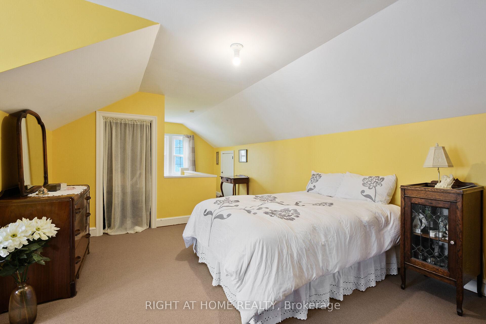 Photo 6 of 110 Clegg Street, Ottawa, Ottawa East — HOMEH
