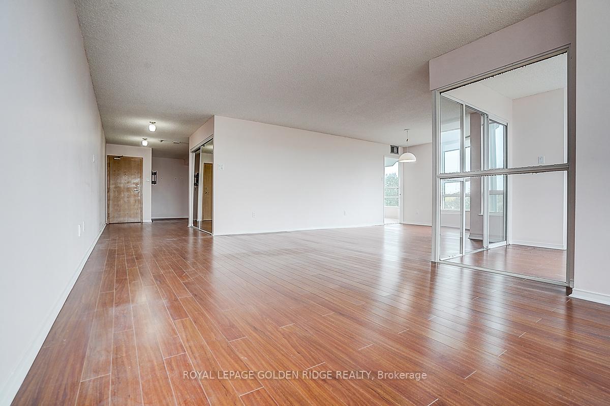 Photo 22 of Unit 604, 7905 Bayview Avenue, Markham, Aileen-Willowbrook — HOMEH