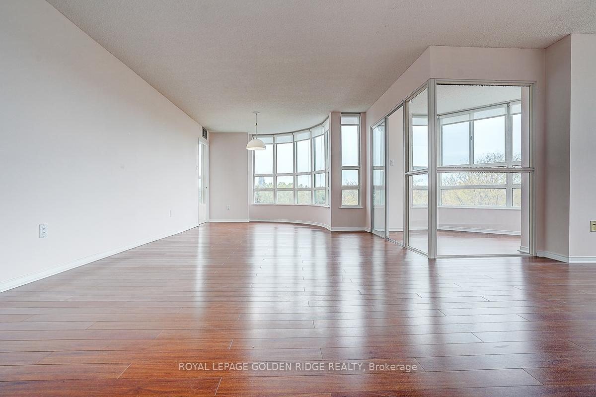 Photo 23 of Unit 604, 7905 Bayview Avenue, Markham, Aileen-Willowbrook — HOMEH