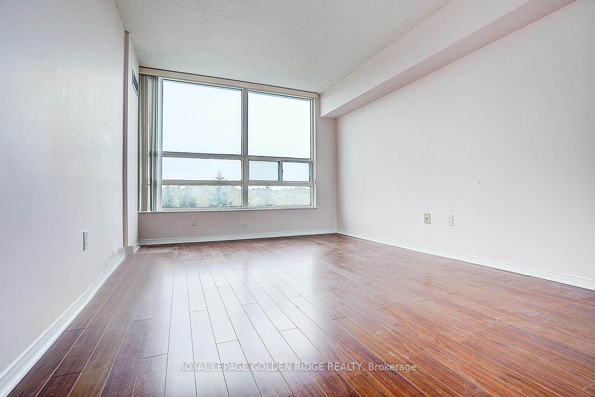 Photo 44 of Unit 604, 7905 Bayview Avenue, Markham, Aileen-Willowbrook — HOMEH