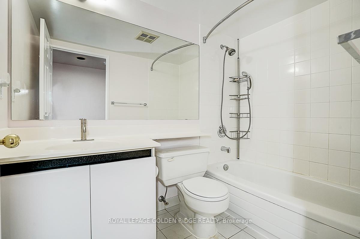 Photo 46 of Unit 604, 7905 Bayview Avenue, Markham, Aileen-Willowbrook — HOMEH