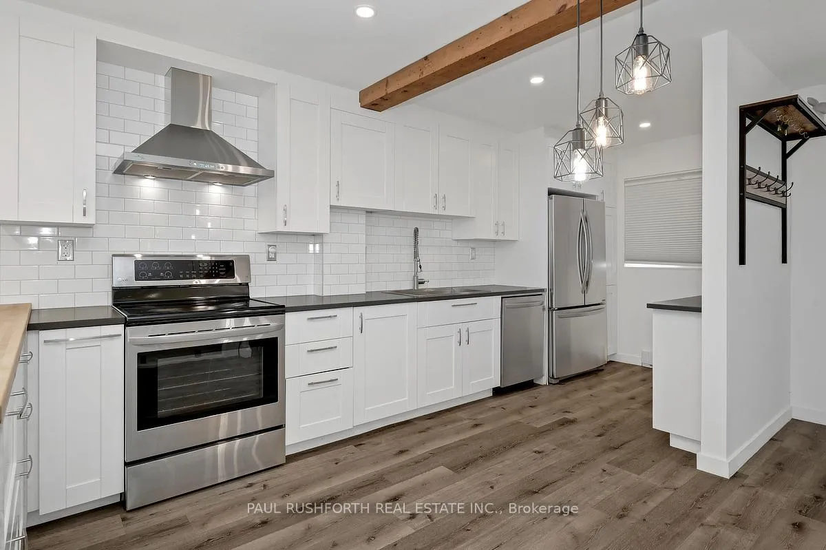 Photo 14 of 23 Pixley Private, Ottawa, Riverview Park — HOMEH