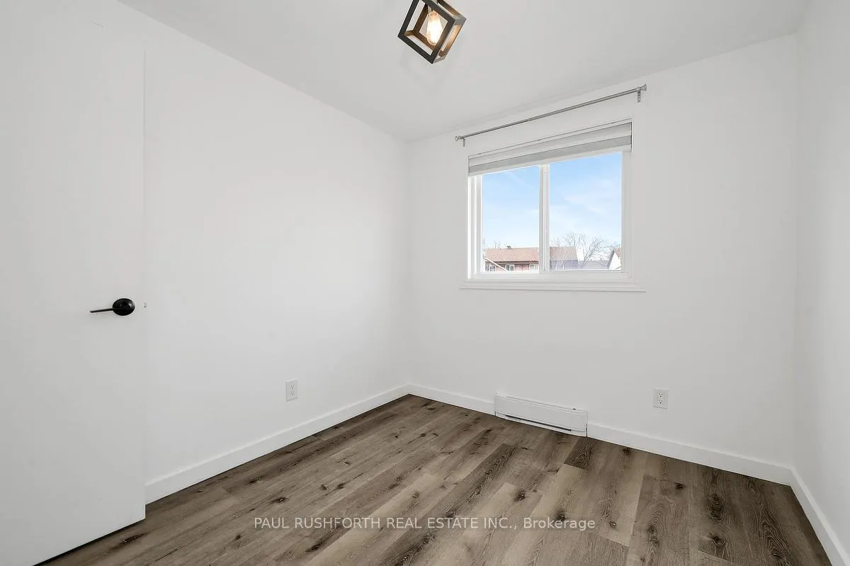 Photo 31 of 23 Pixley Private, Ottawa, Riverview Park — HOMEH
