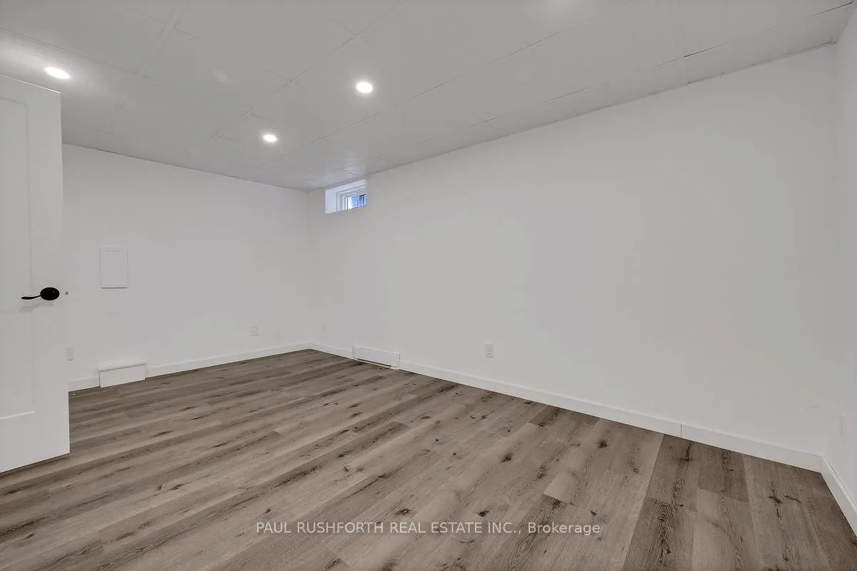 Photo 34 of 23 Pixley Private, Ottawa, Riverview Park — HOMEH