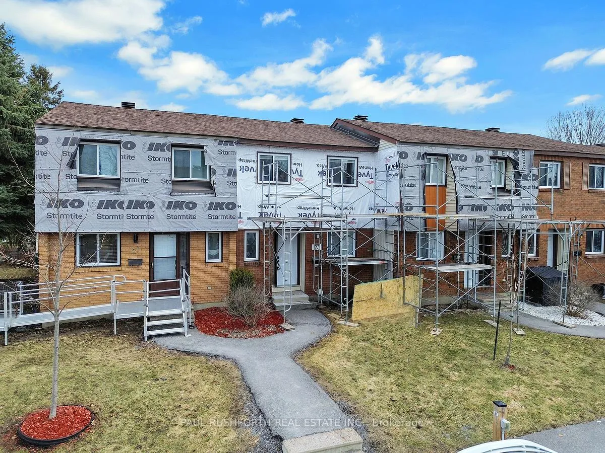 Photo 42 of 23 Pixley Private, Ottawa, Riverview Park — HOMEH