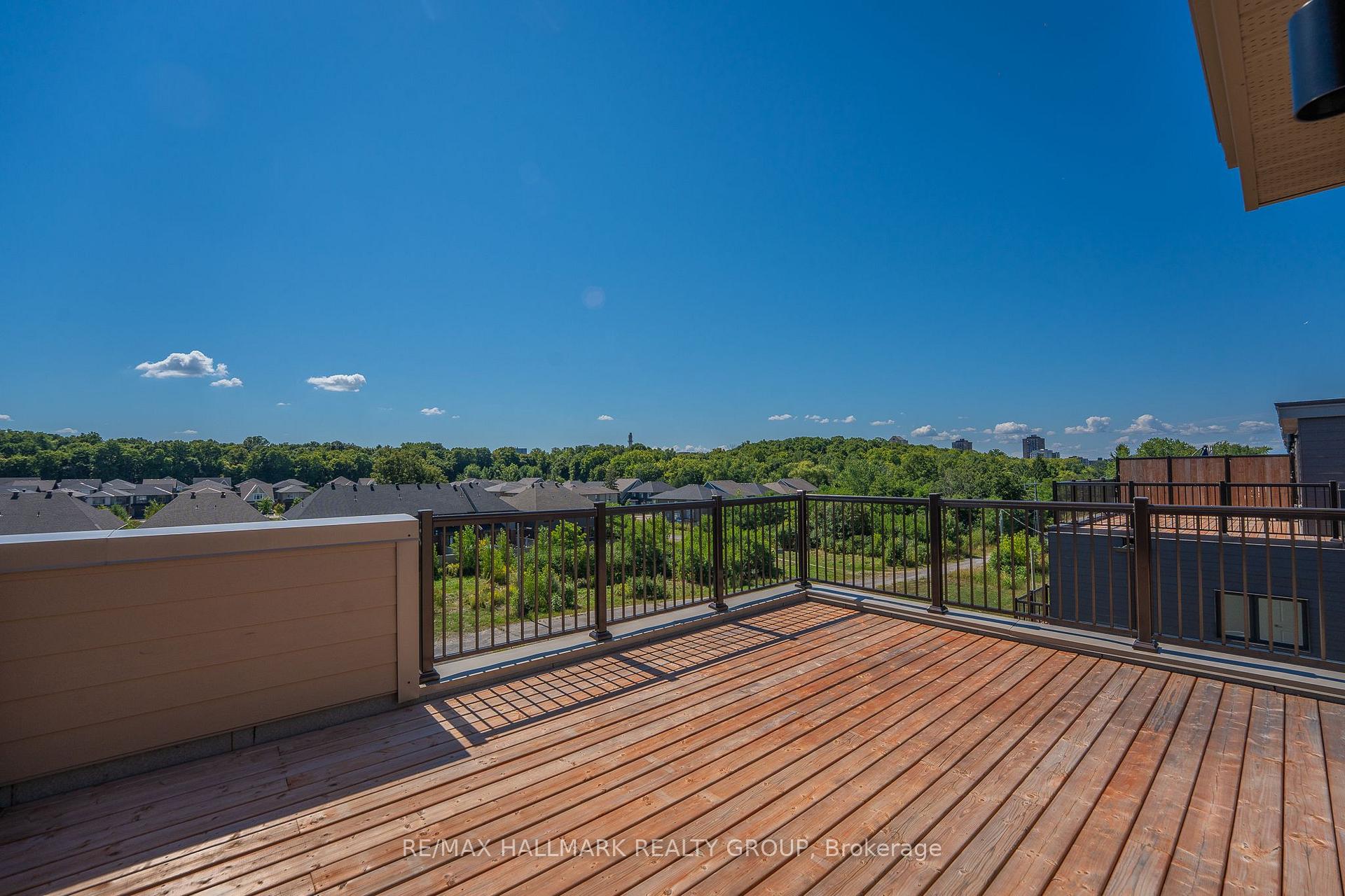 Photo 13 of 802 Mishi Private, Ottawa, CFB Rockcliffe and Area — HOMEH
