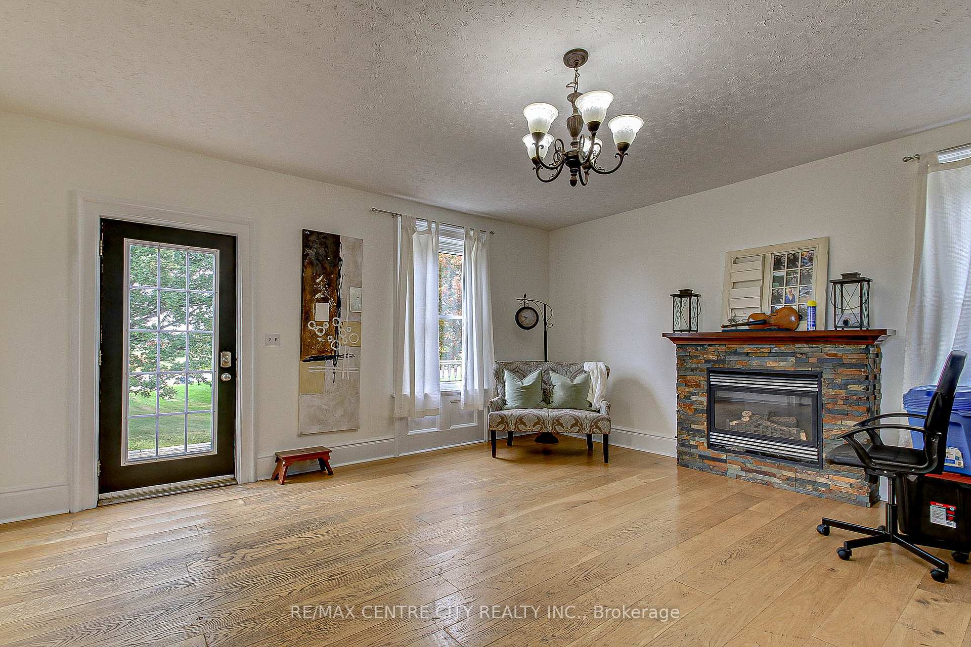 Photo 4 of 31395 Talbot Line, Dutton/Dunwich, Rural Dutton/Dunwich — HOMEH