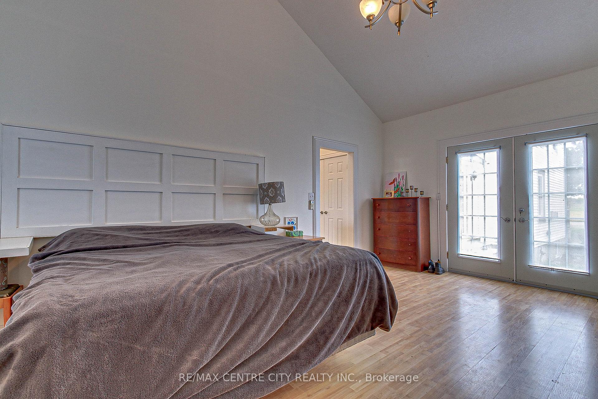 Photo 15 of 31395 Talbot Line, Dutton/Dunwich, Rural Dutton/Dunwich — HOMEH