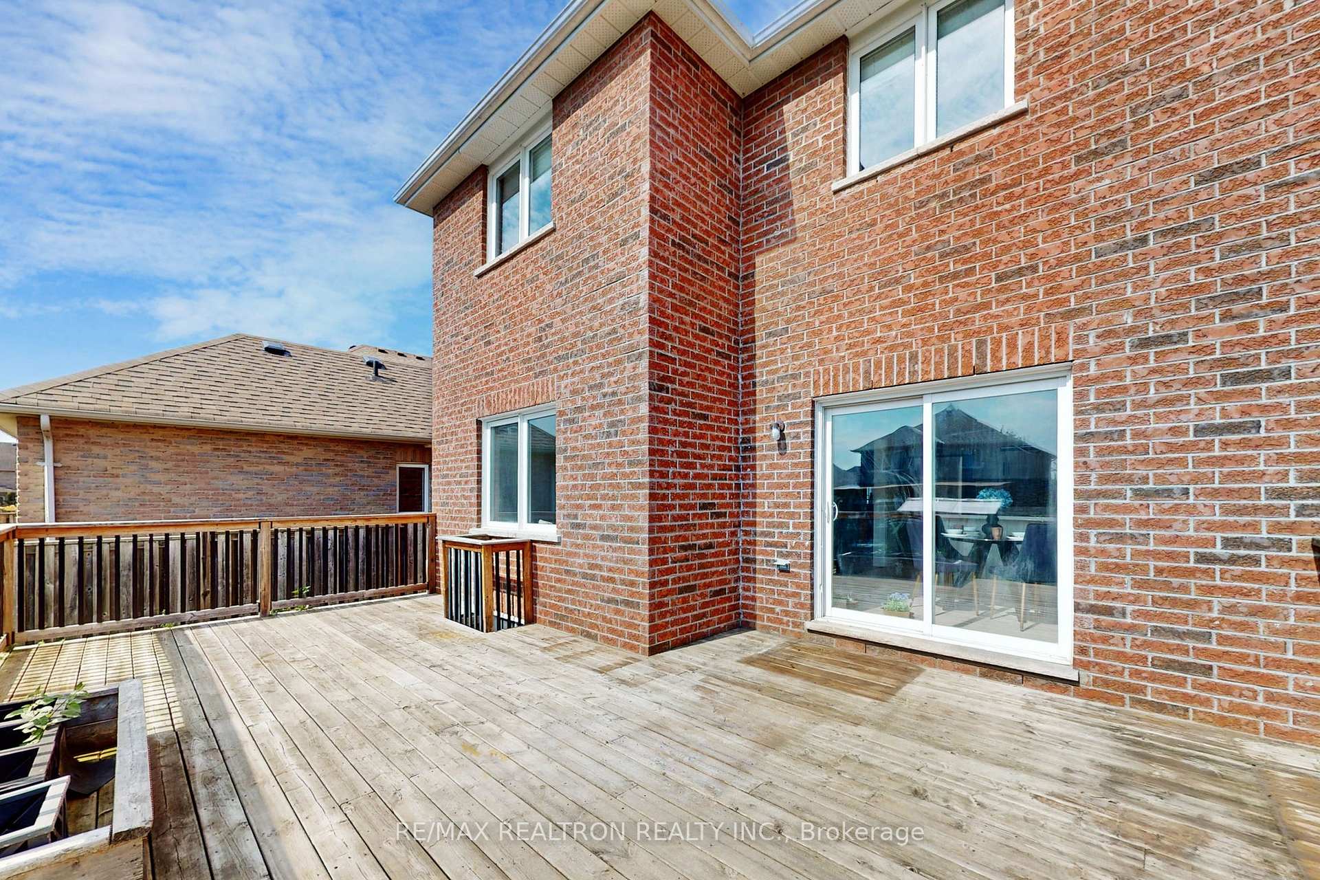 Photo 20 of 69 Richmond Park Drive, Georgina, Keswick North — HOMEH