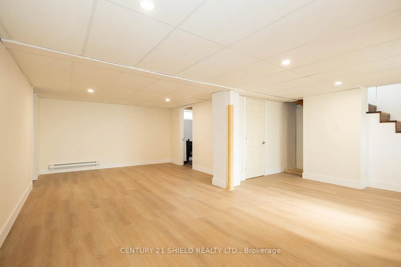 Photo 29 of 1008 Second Street E, Cornwall — HOMEH