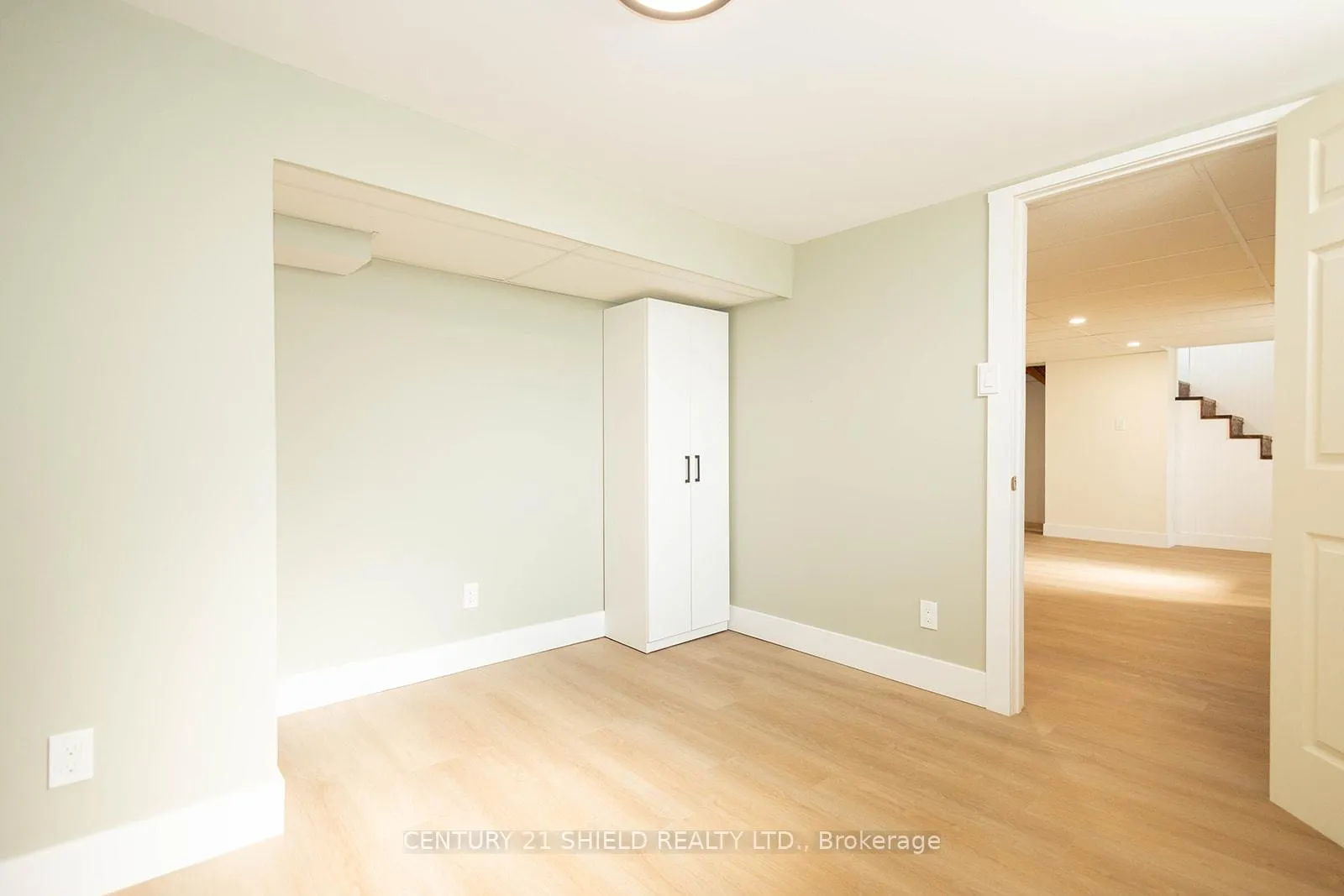 Photo 37 of 1008 Second Street E, Cornwall — HOMEH