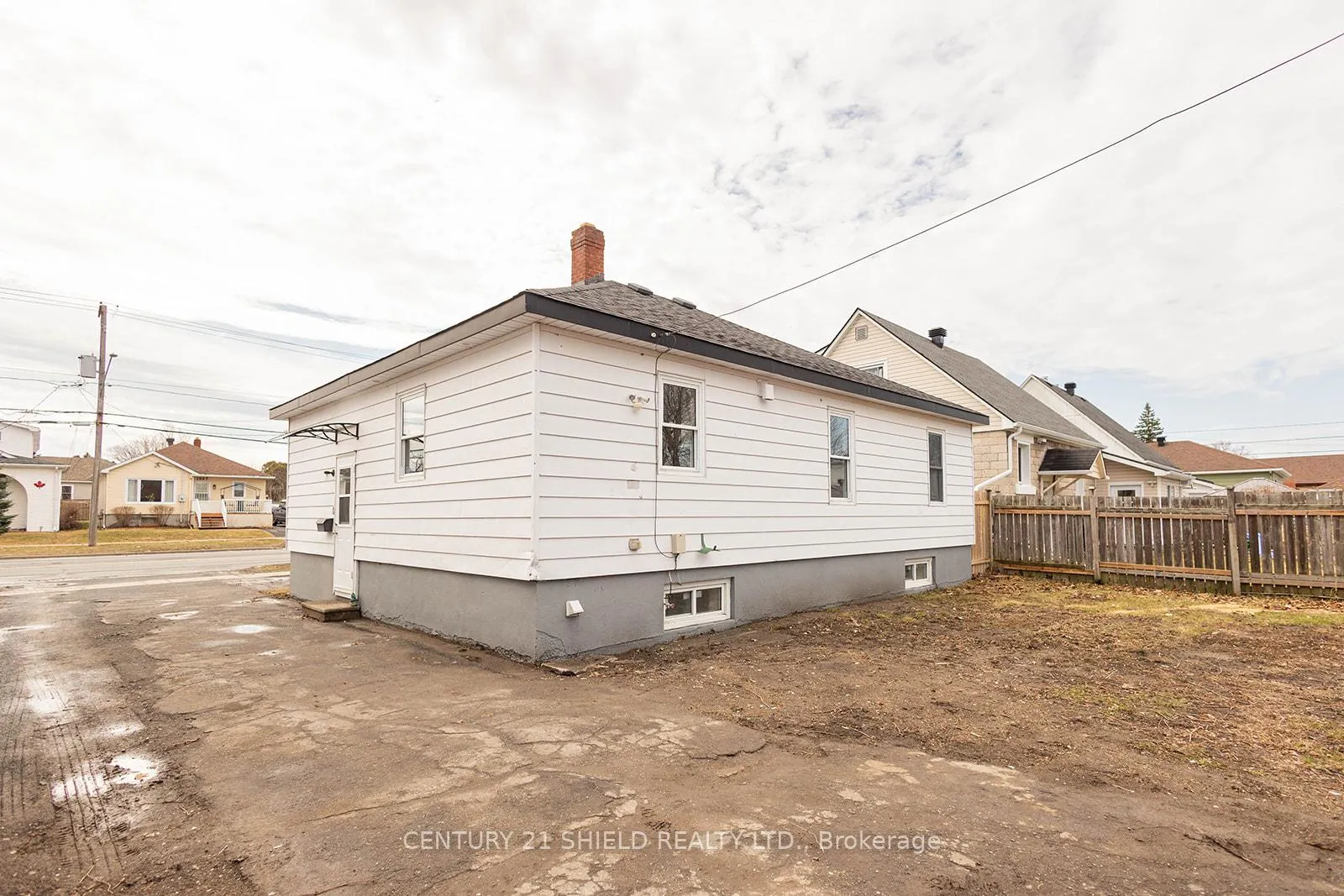 Photo 42 of 1008 Second Street E, Cornwall — HOMEH