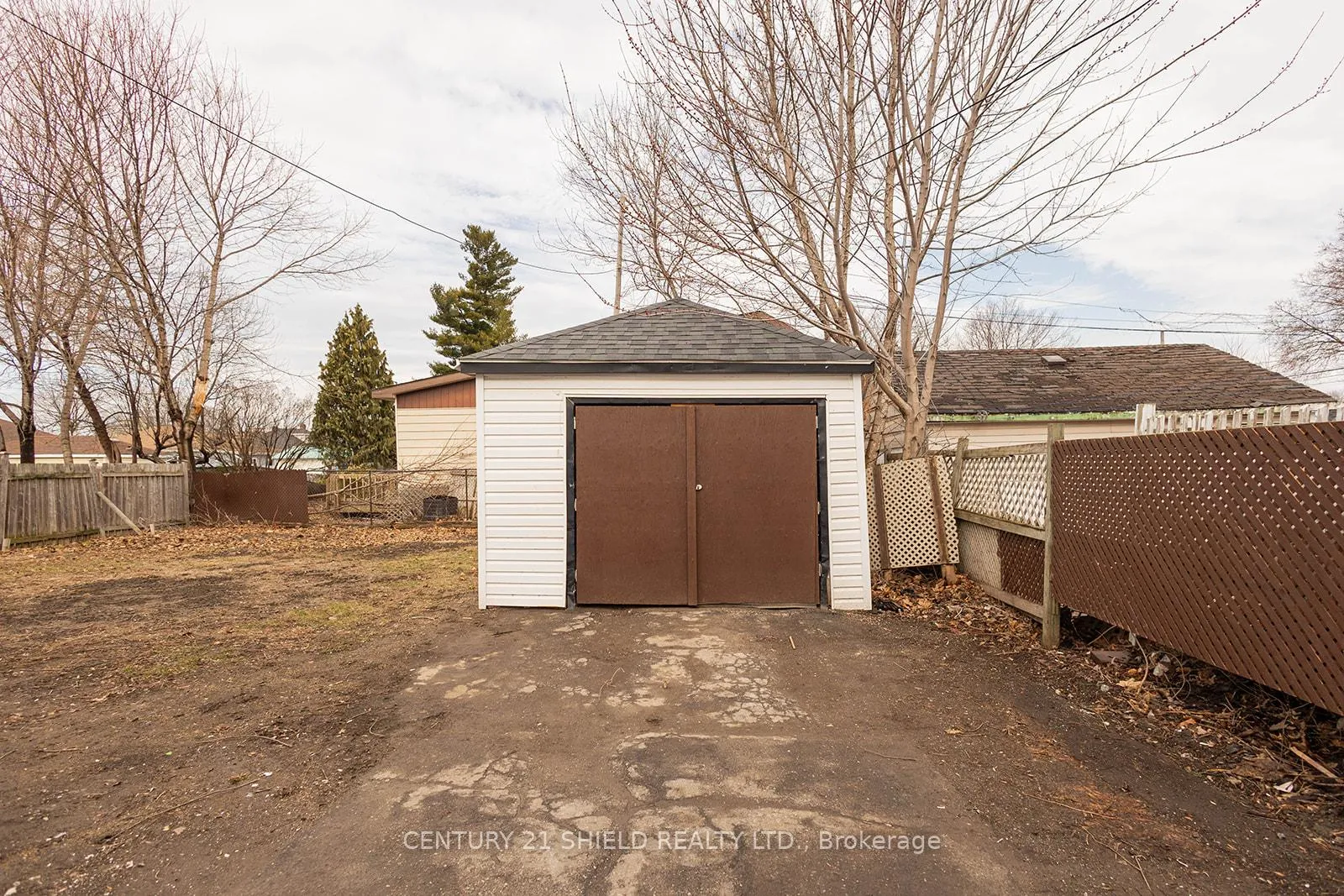 Photo 44 of 1008 Second Street E, Cornwall — HOMEH