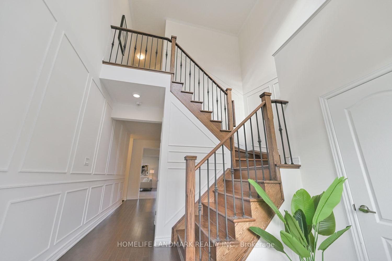 Photo 6 of 350 Roy Harper Avenue, Aurora, Rural Aurora — HOMEH