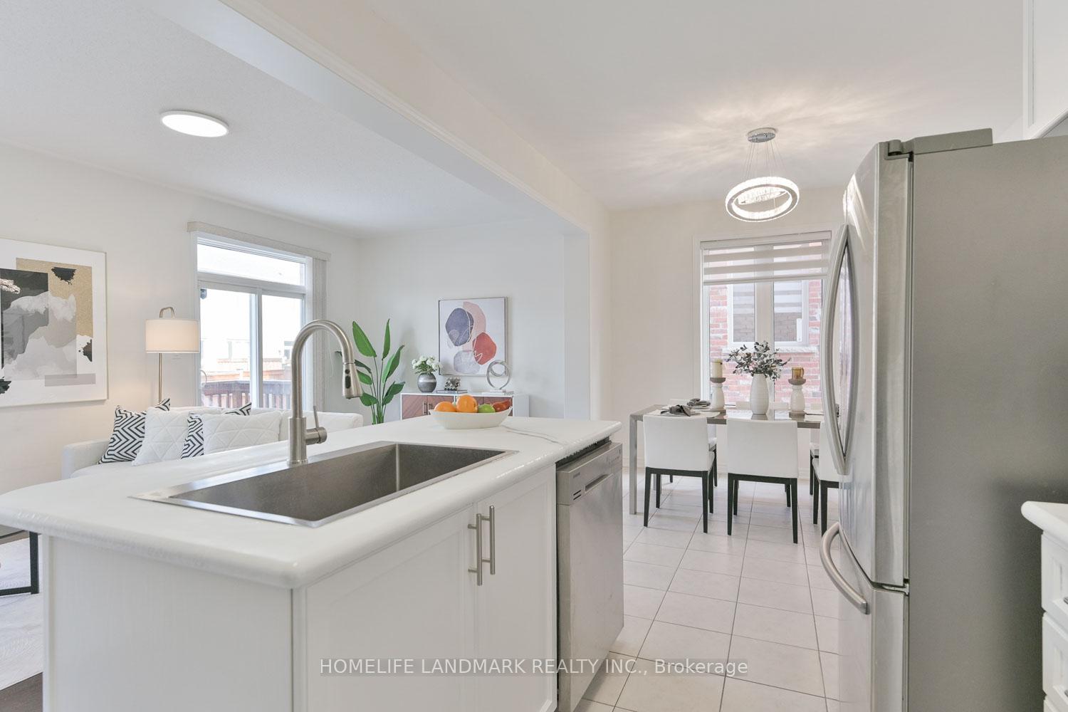 Photo 14 of 350 Roy Harper Avenue, Aurora, Rural Aurora — HOMEH