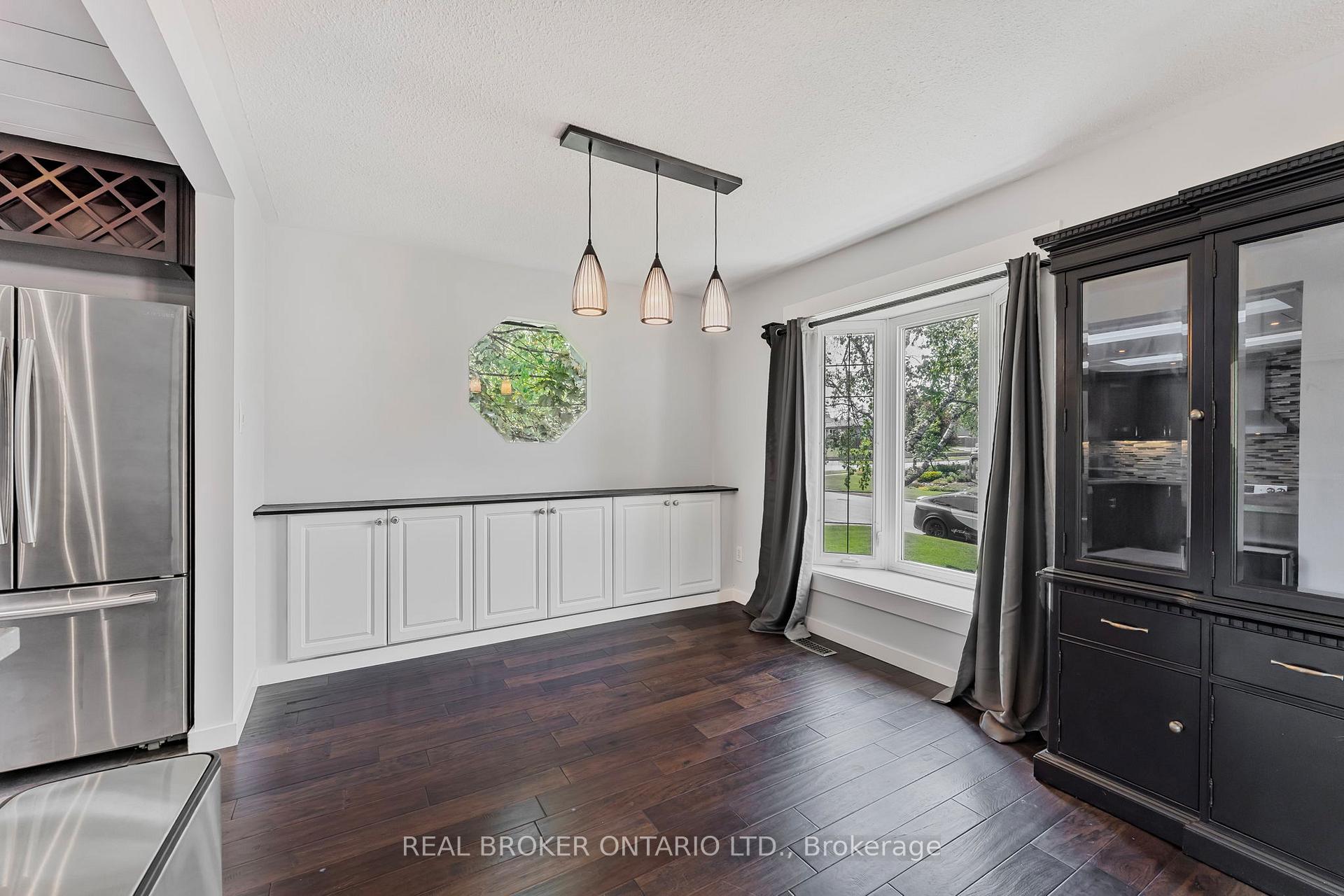Photo 19 of 200 Hickory Lane, Barrie, Bayshore — HOMEH
