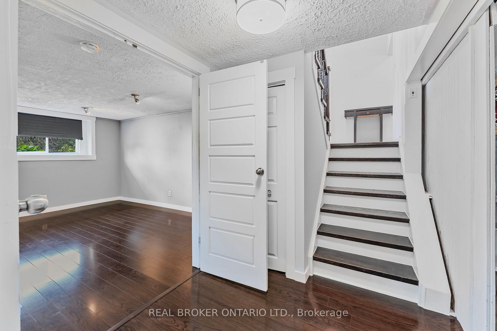 Photo 27 of 200 Hickory Lane, Barrie, Bayshore — HOMEH