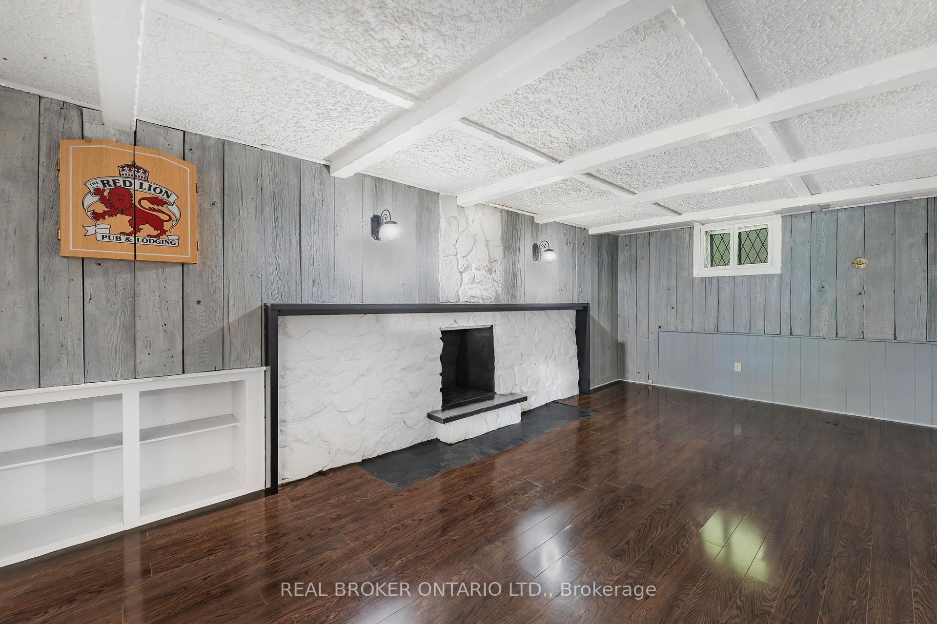 Photo 32 of 200 Hickory Lane, Barrie, Bayshore — HOMEH