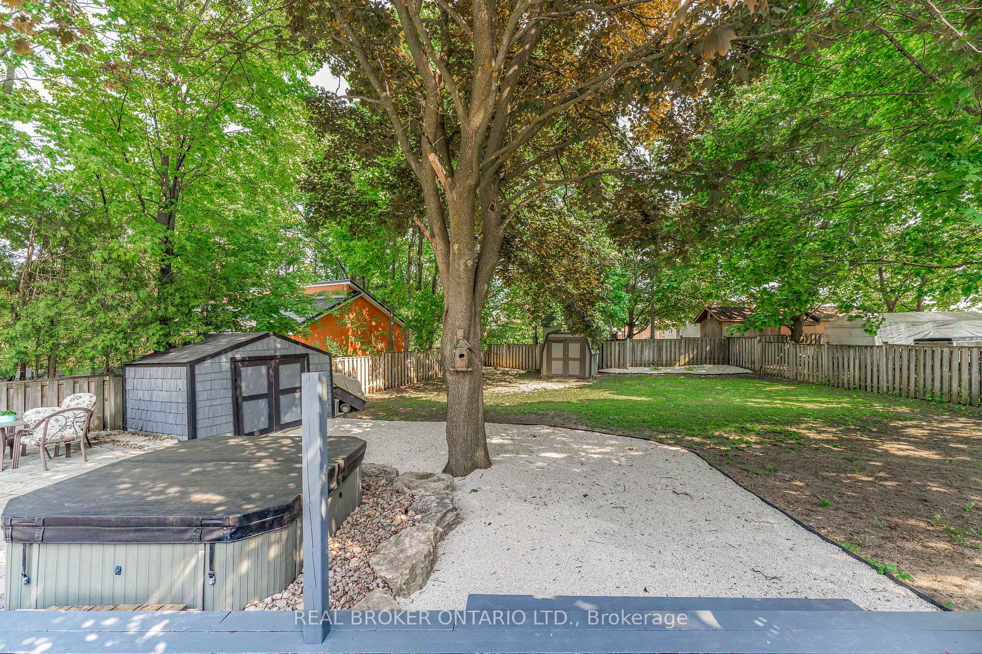 Photo 45 of 200 Hickory Lane, Barrie, Bayshore — HOMEH